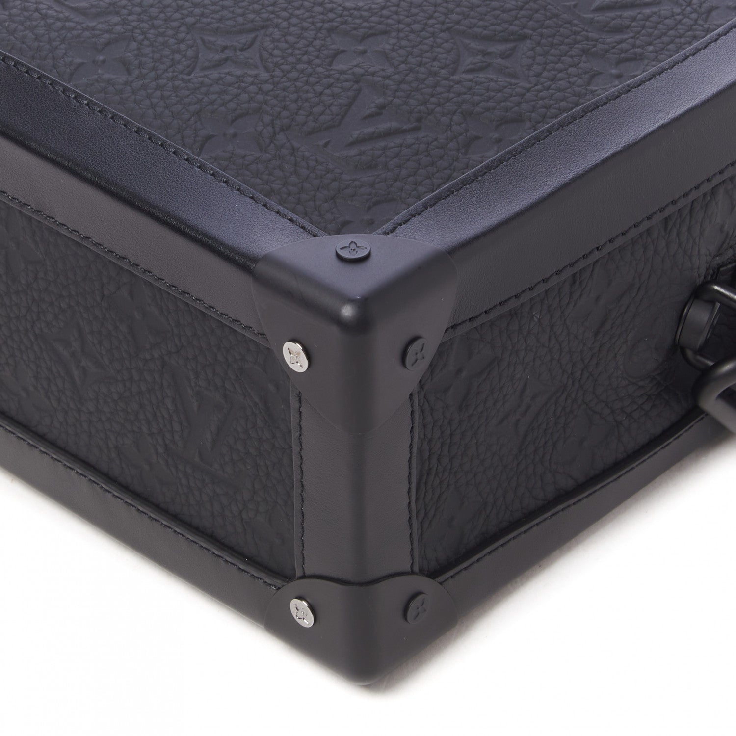 Louis Vuitton Taurillon Monogram Soft Trunk Black 4 of 7