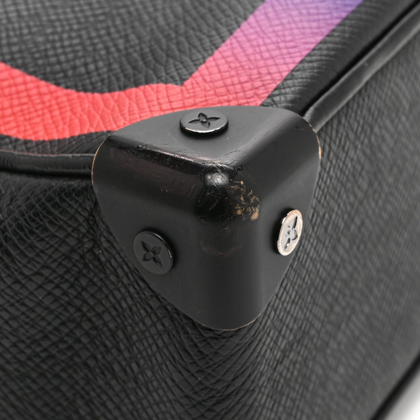 Taiga Rainbow Mini Soft Trunk Black
