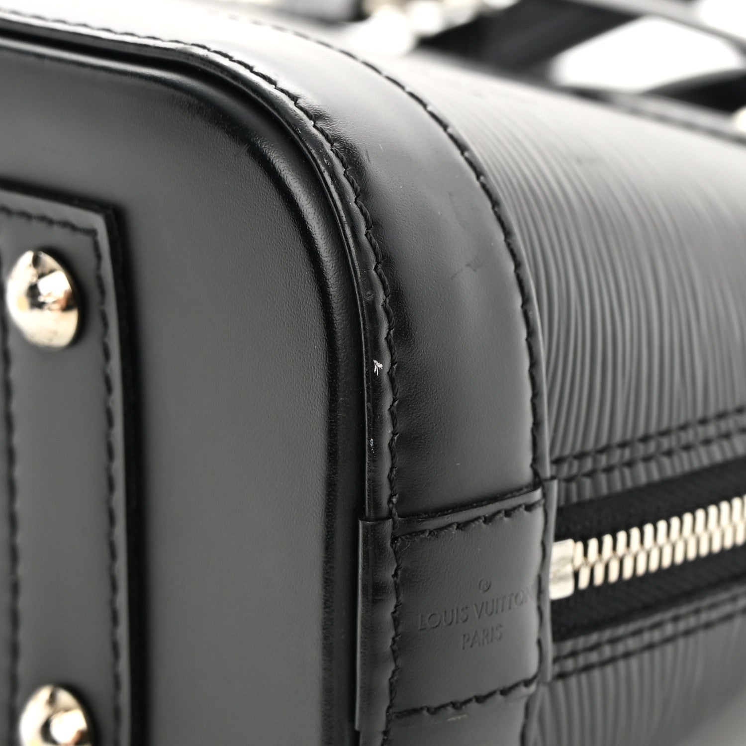 Louis Vuitton Epi Alma BB Black 13 of 16