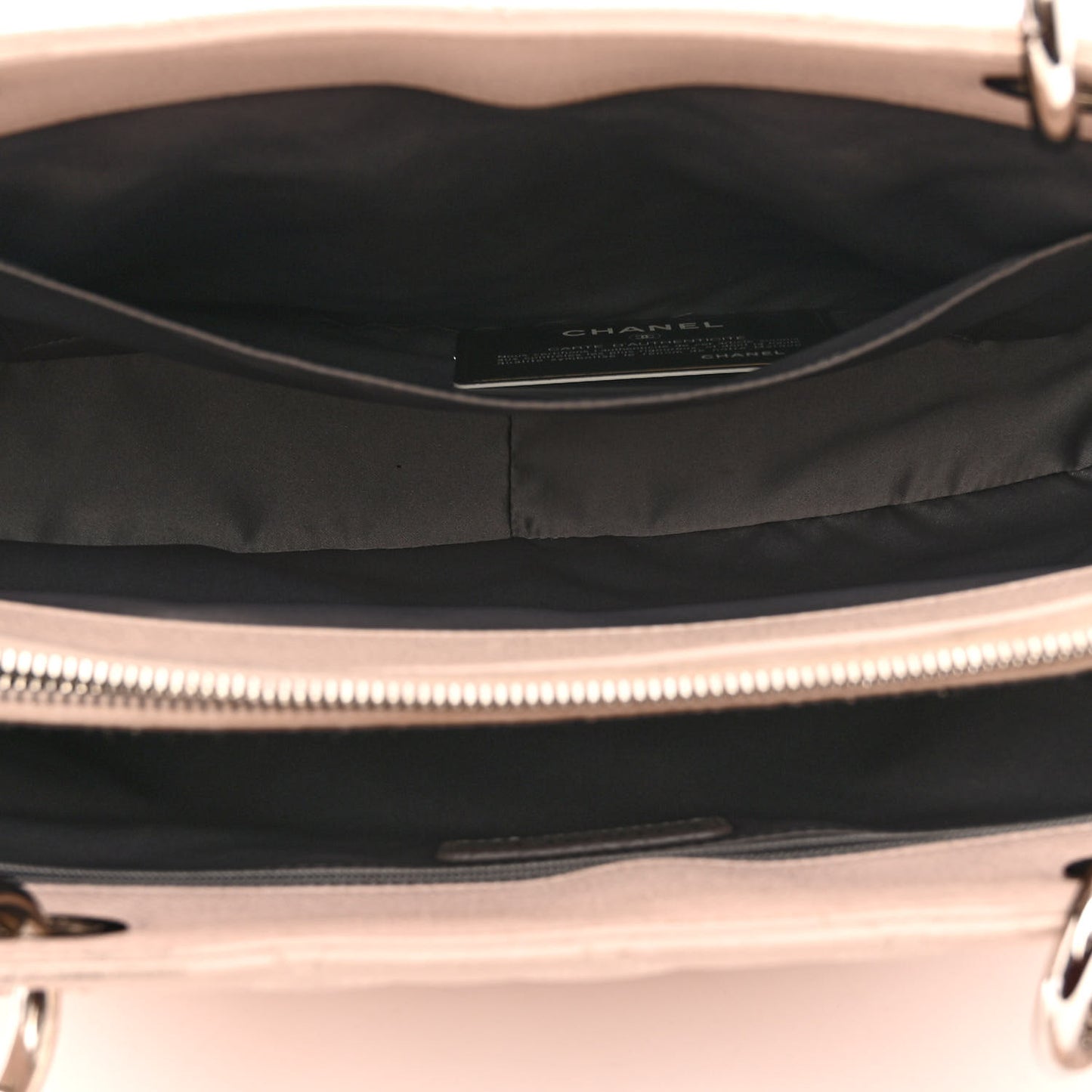 Caviar Quilted Grand Shopping Tote GST Light Pink