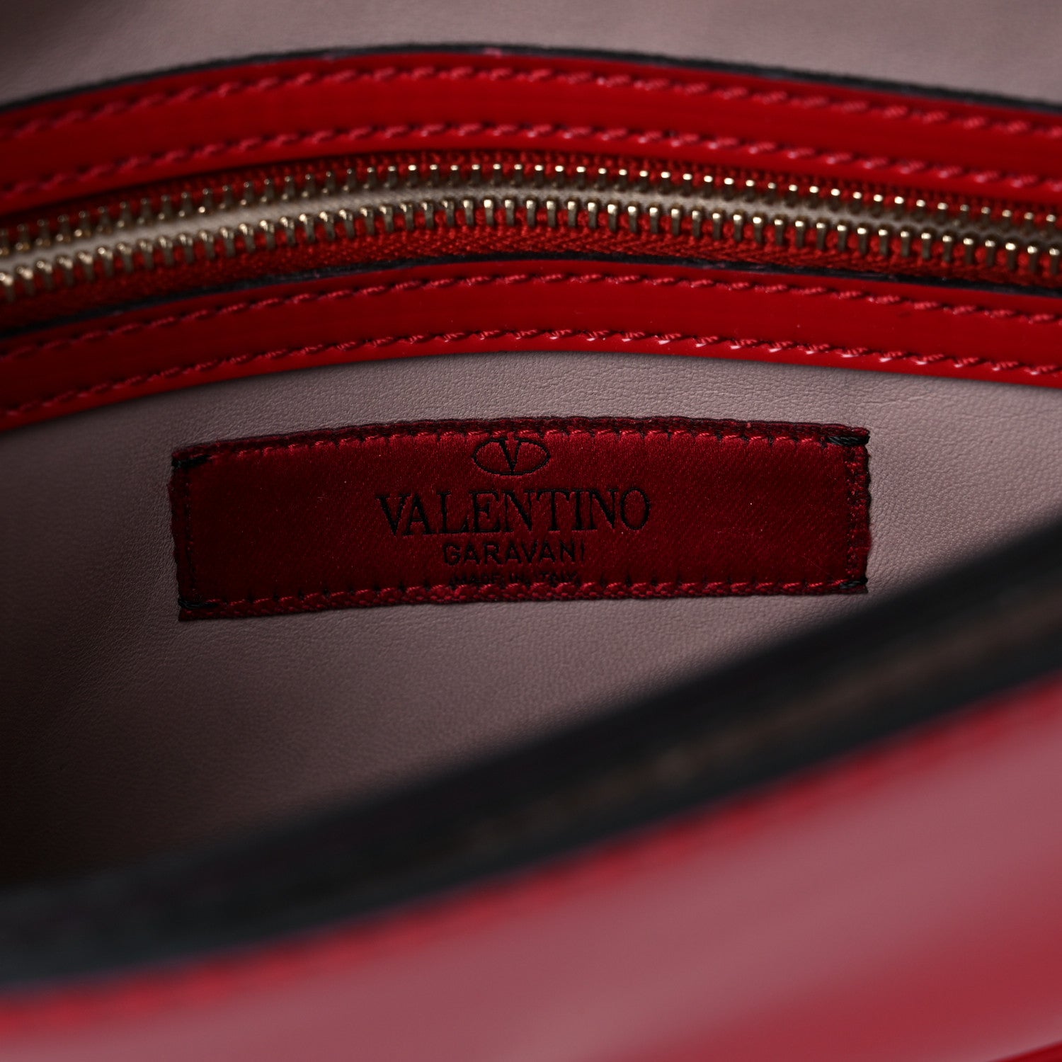 Valentino Garavani Patent Monochrome Rockstud Wristlet Clutch Rosso Valentino 6 of 17