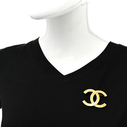 Chanel Metal Paris Button CC Large Brooch Gold 2 of 5
