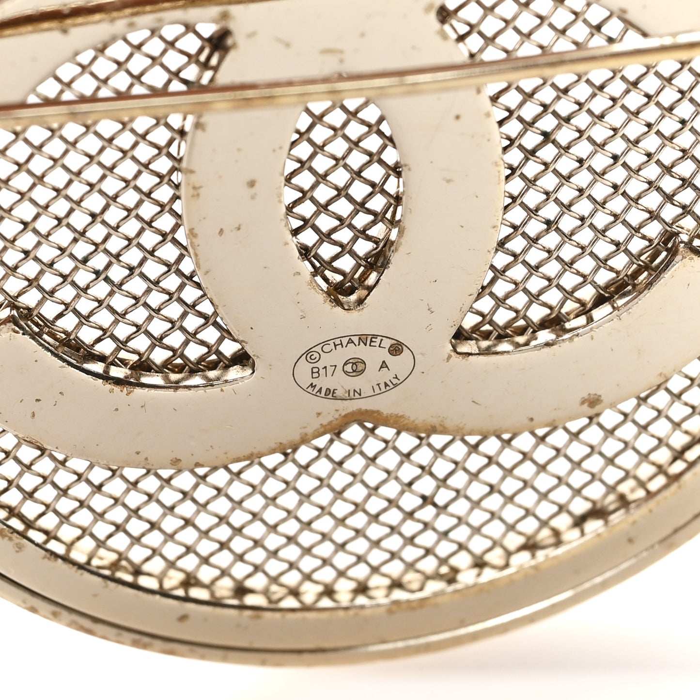 Mesh Circle CC Brooch Gold
