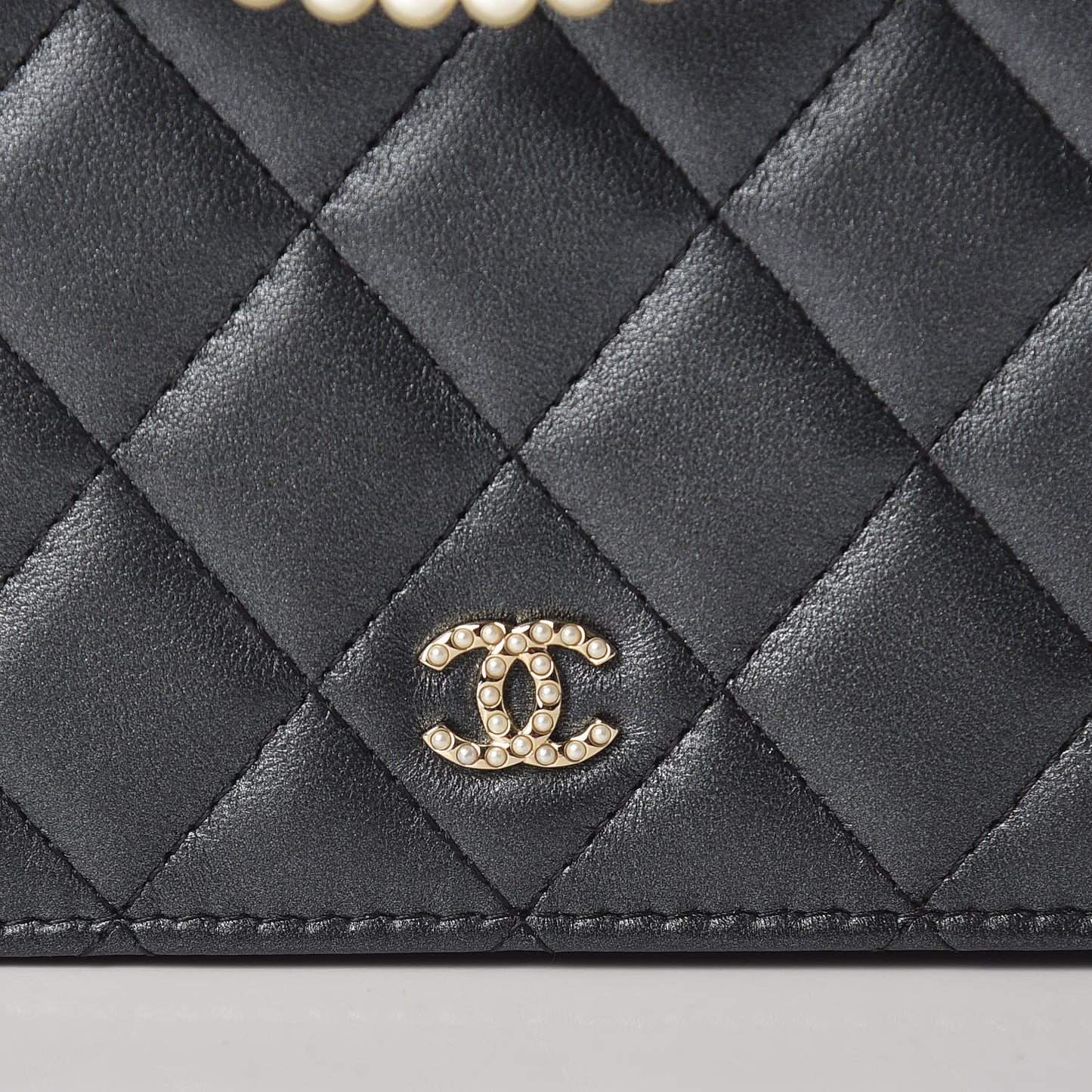 Iridescent Lambskin Quilted Pearl Wallet On Chain WOC Black