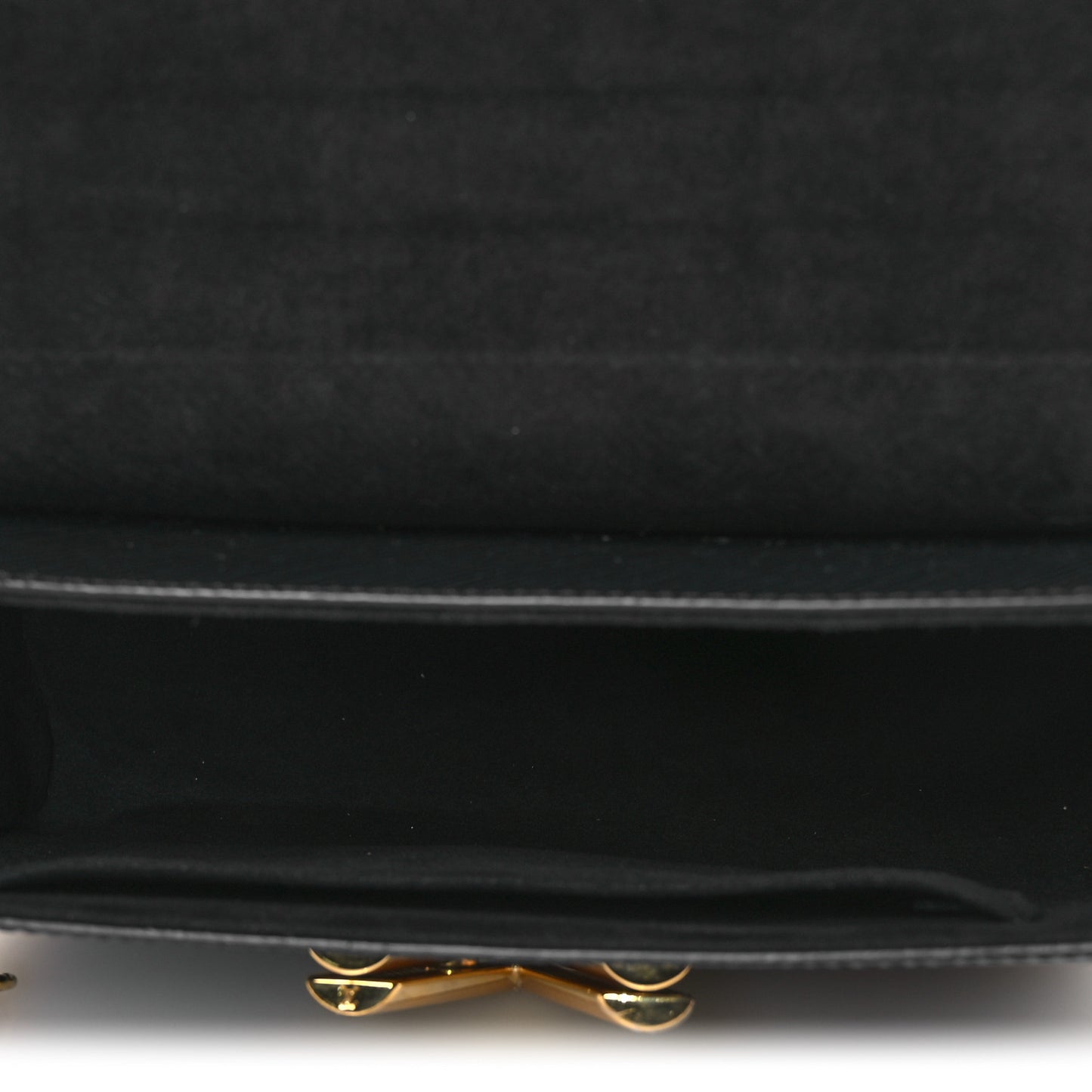 Epi Twist Shoulder Bag MM Black