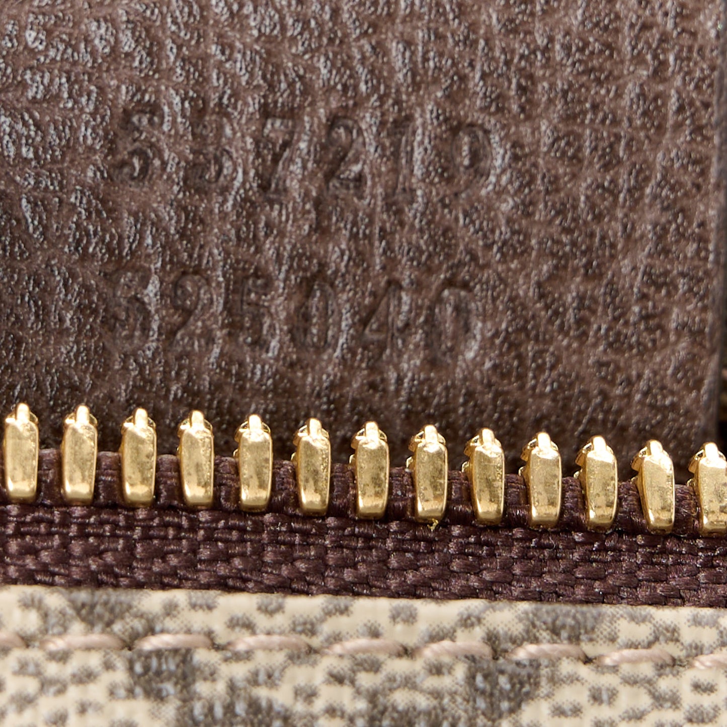 GG Supreme Monogram Large Rajah Chain Tote Beige New Acero