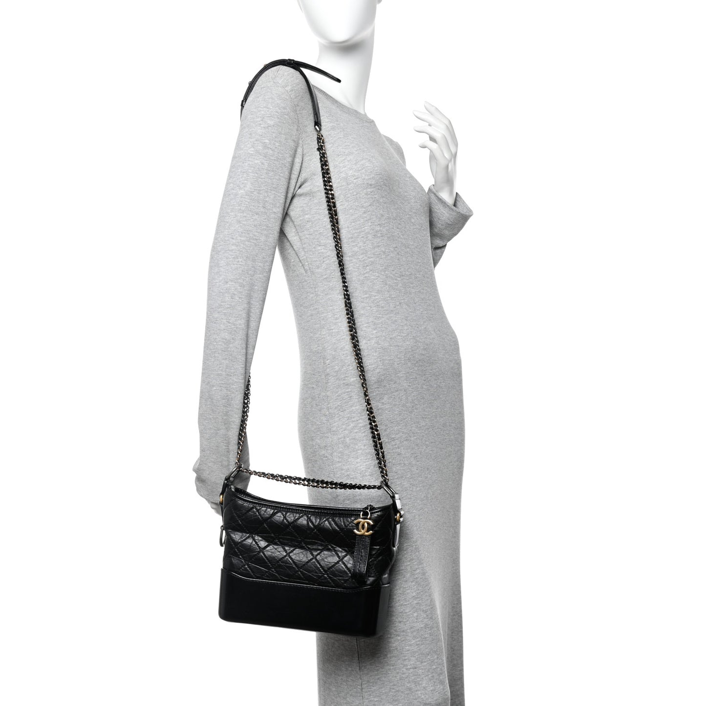 Aged Calfskin Quilted New Medium Gabrielle Hobo Black