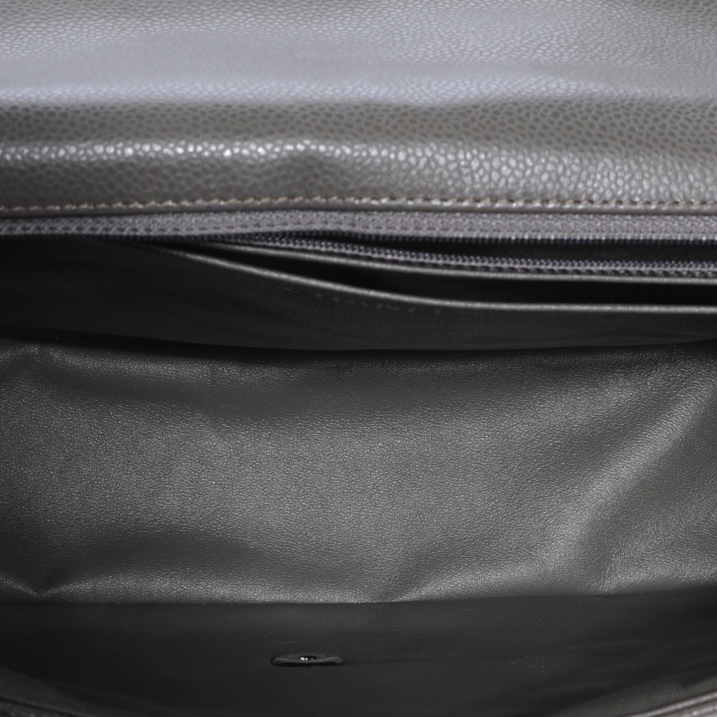 Caviar Maxi Single Flap Grey