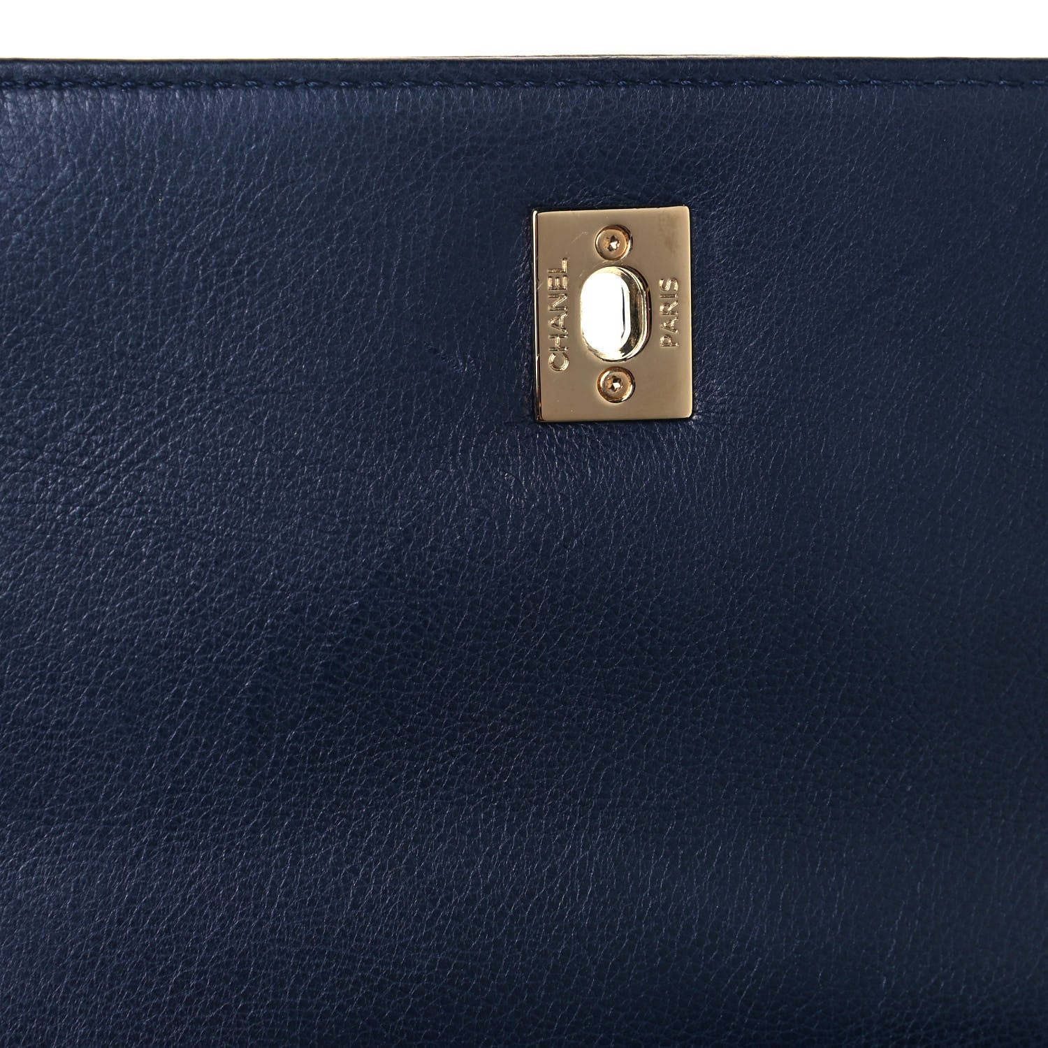 Chanel Calfskin Chevron Quilted Messenger Flap Navy 15 of 20