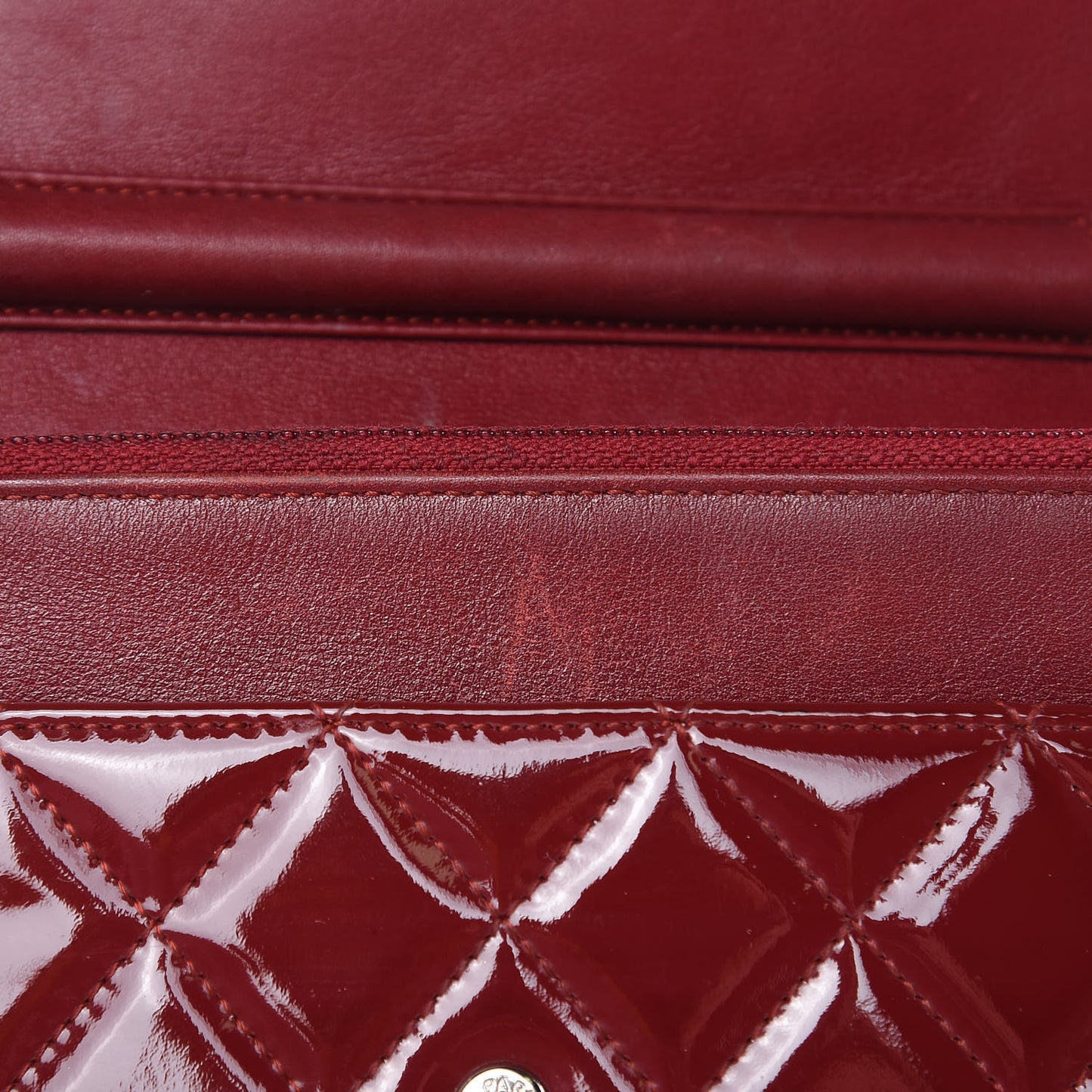 Patent Quilted Wallet On Chain WOC Red