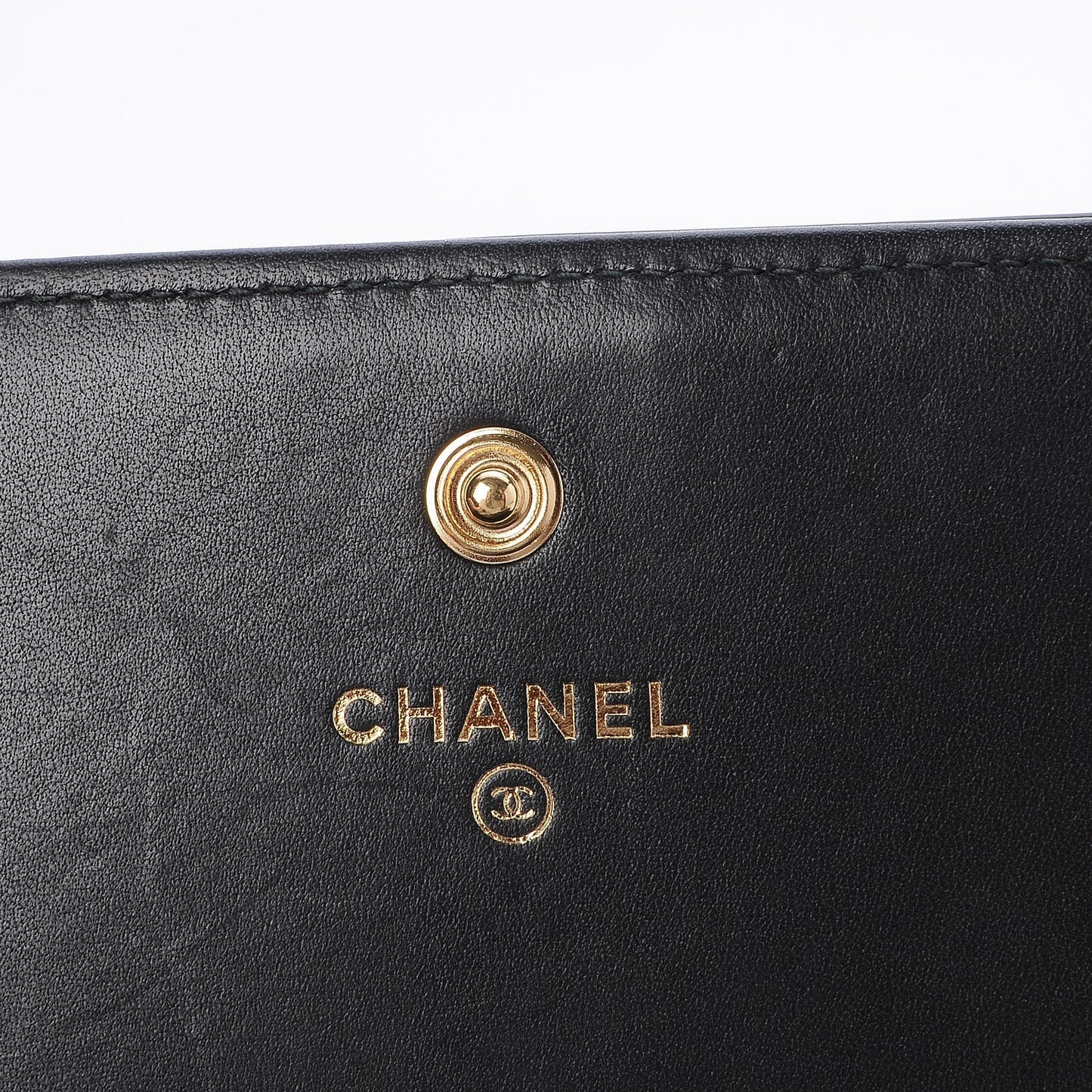 Calfskin Caviar Quilted Chevron Mixed Boy Wallet On Removable Chain Black