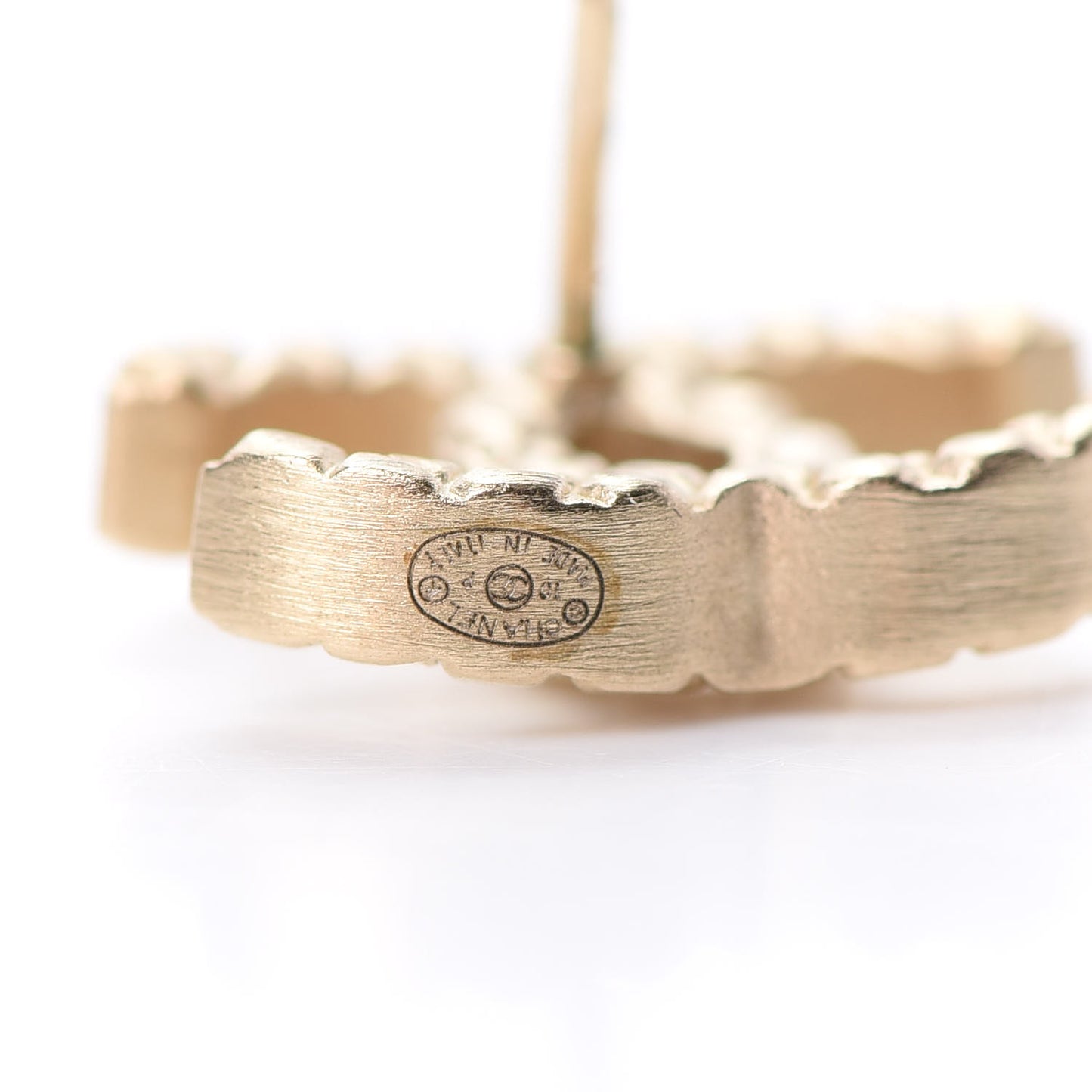 Quilted CC Earrings Gold