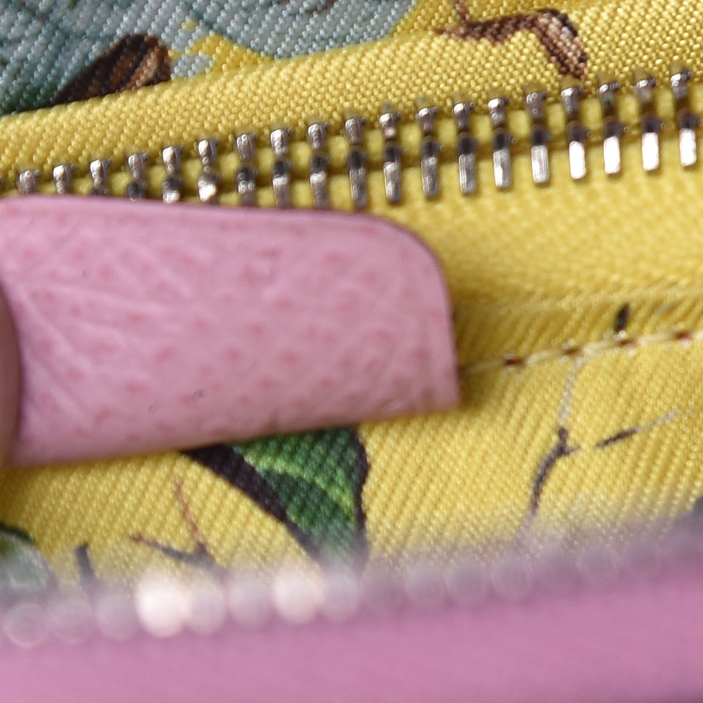 Epsom Silk'in Compact Wallet Mauve Sylvestre