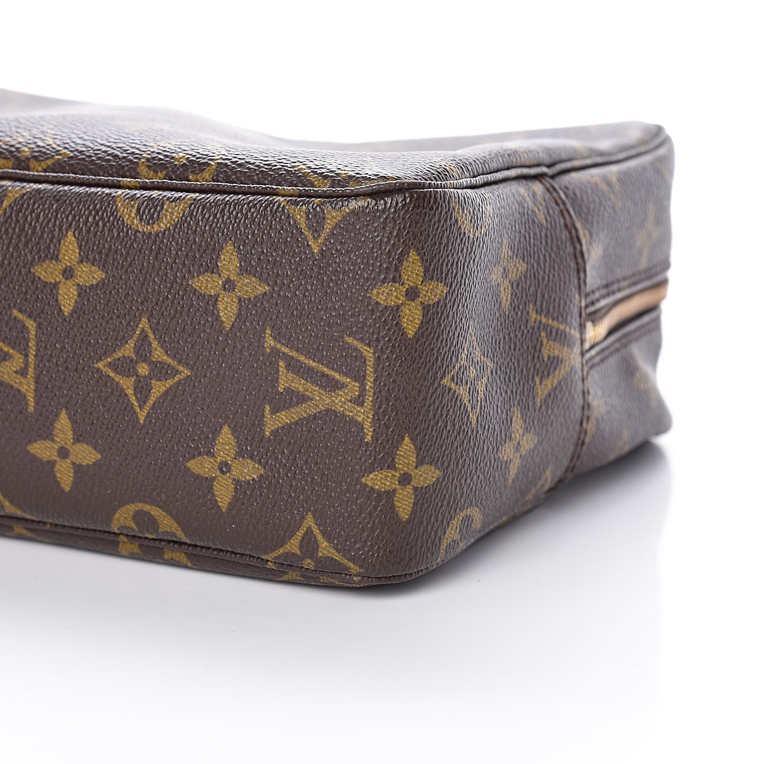 Louis Vuitton Monogram Trousse Toilette 28 11 of 13