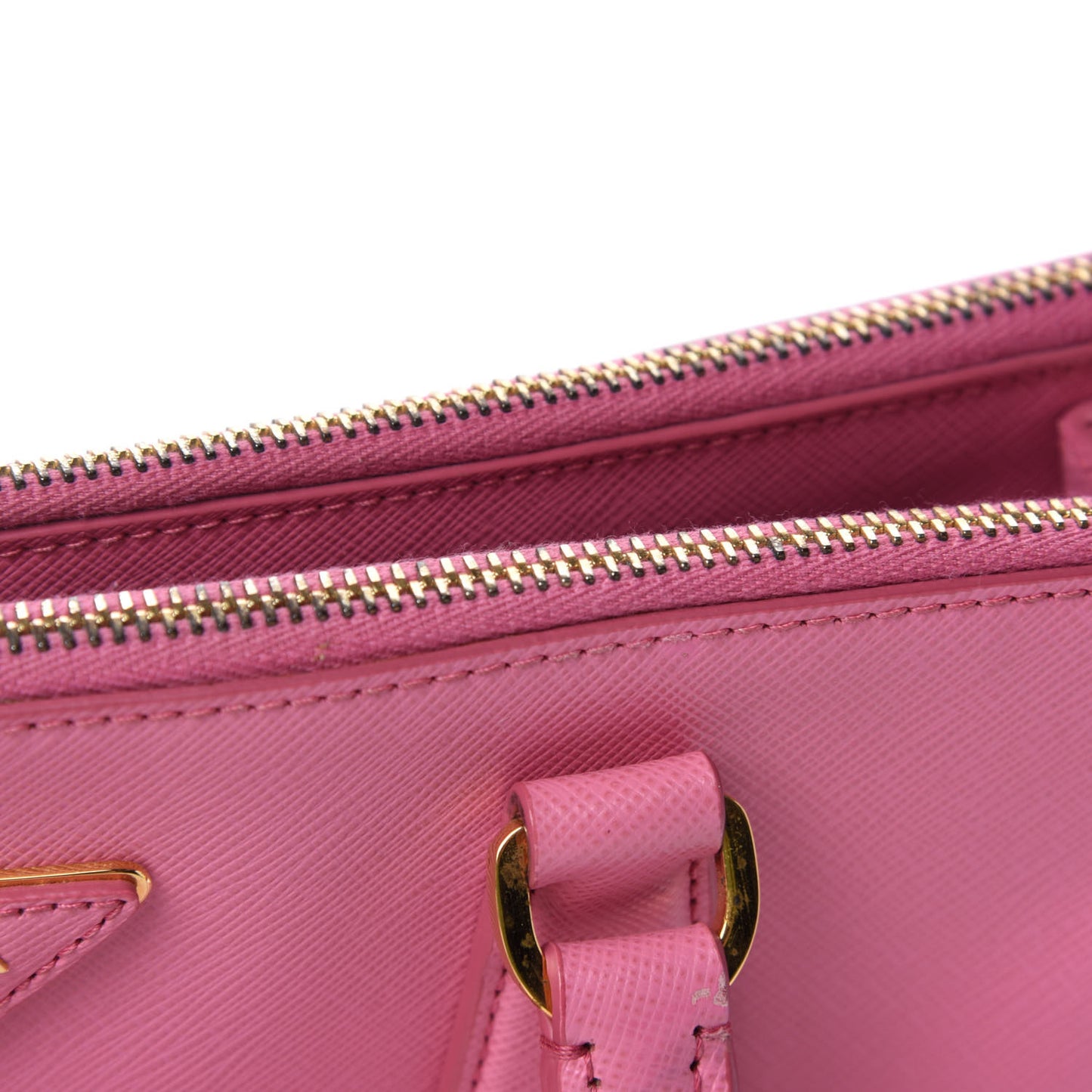 Saffiano Medium Galleria Double Zip Tote Geranio