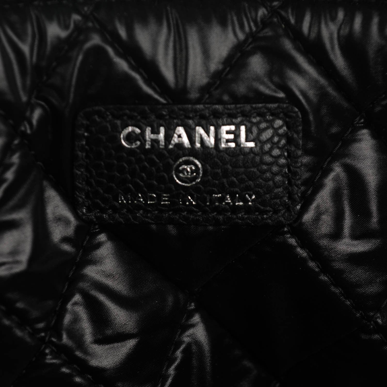 Chanel Caviar Quilted Large Cosmetic Case Black 6 of 7