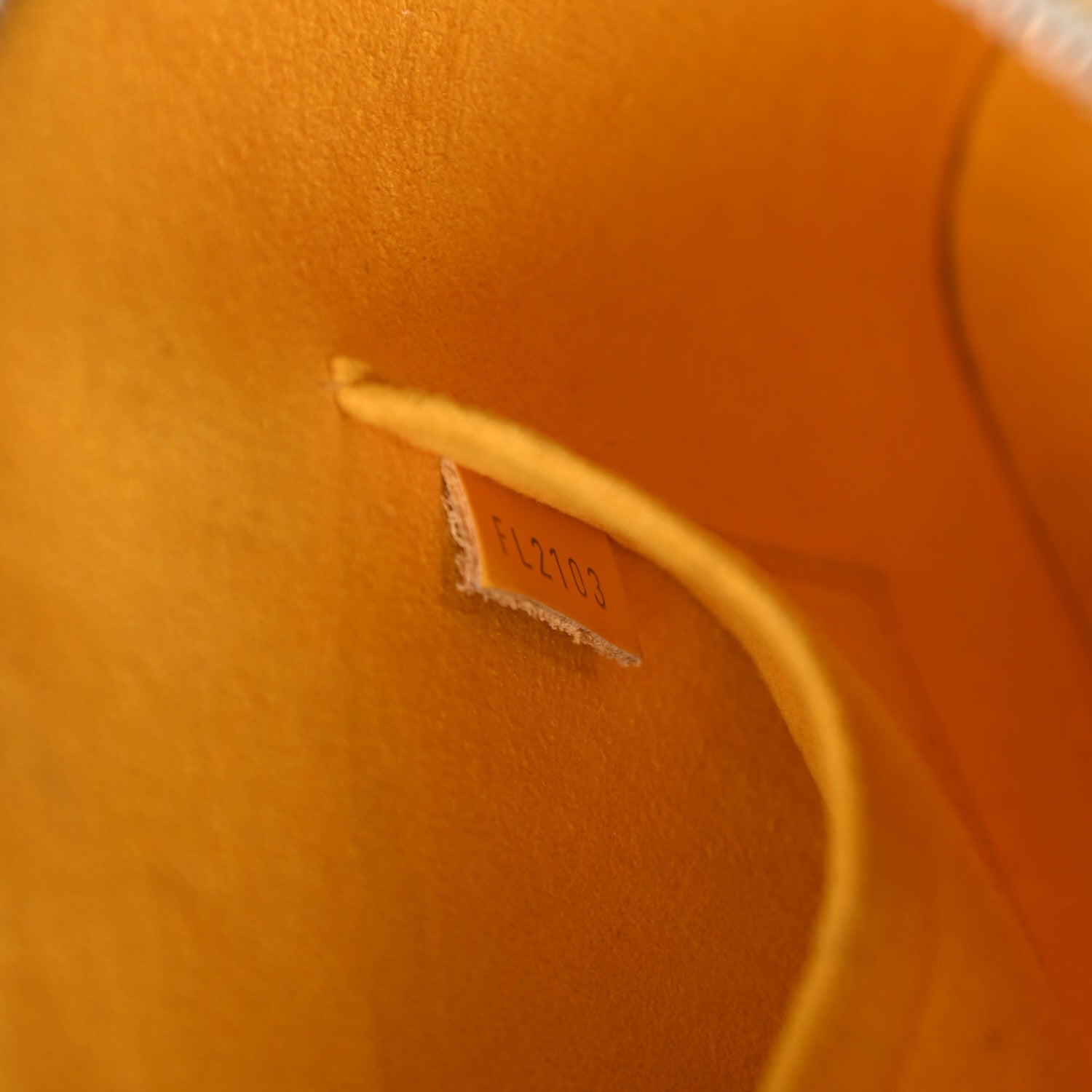 Louis Vuitton Epi Alma BB Citron 7 of 22
