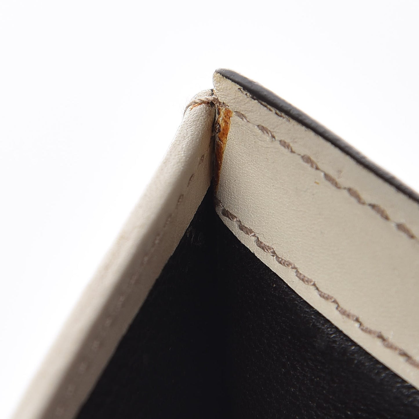 Guccissima Bi-Fold Wallet White