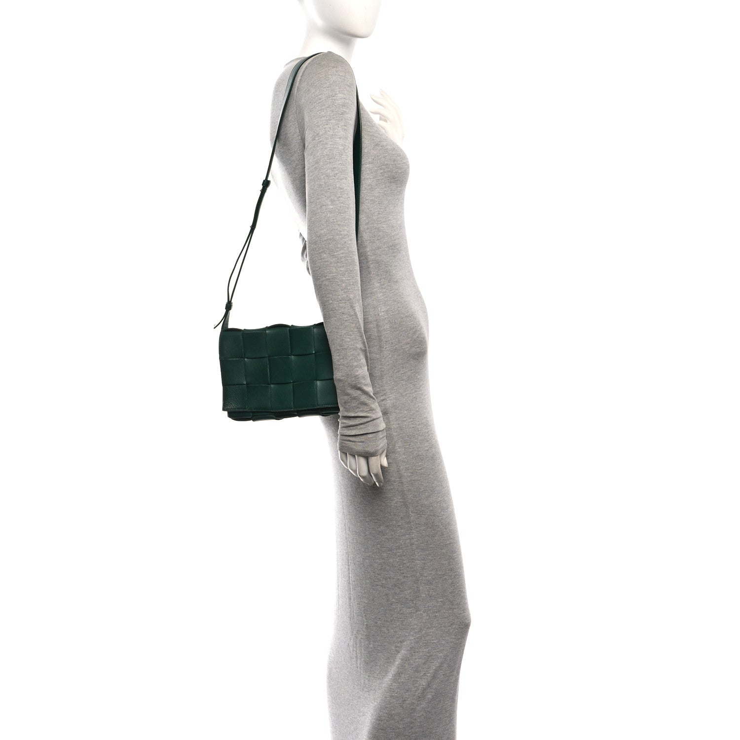 Bottega Veneta Grained Calfskin Maxi Intrecciato Cassette Crossbody Bag Raintree Green 2 of 12