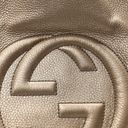Gucci Metallic Pebbled Calfskin Medium Soho Chain Shoulder Bag Golden Beige 8 of 10