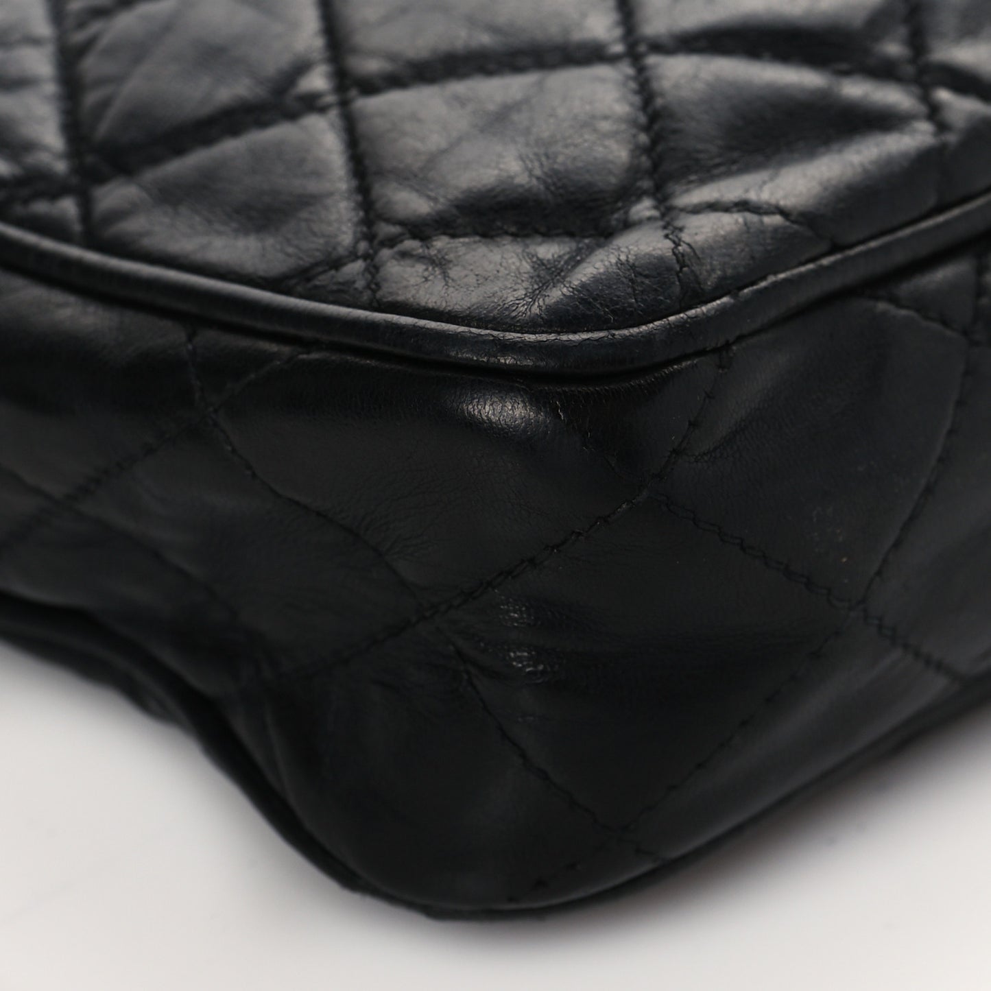 Lambskin Quilted Tassel Camera Case Black