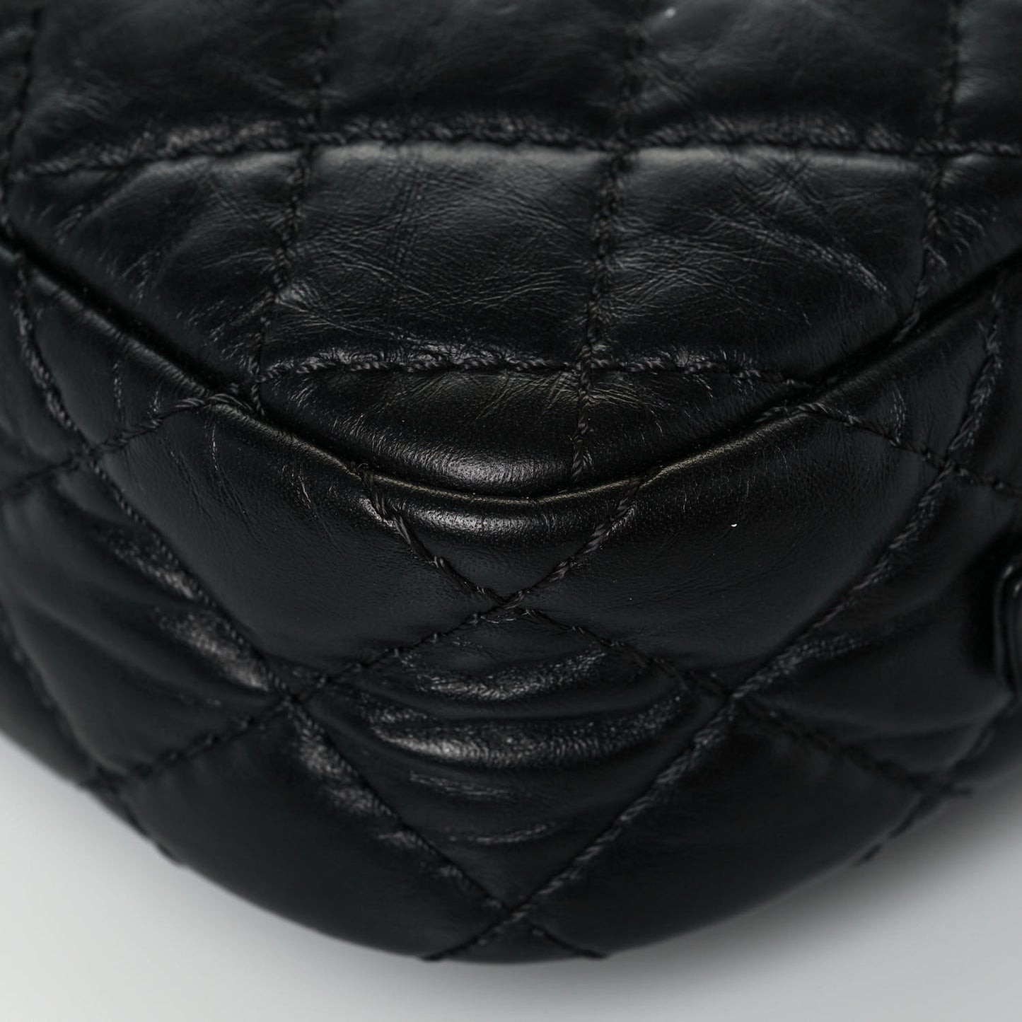 Aged Calfskin Quilted Mini Reissue Camera Case Black