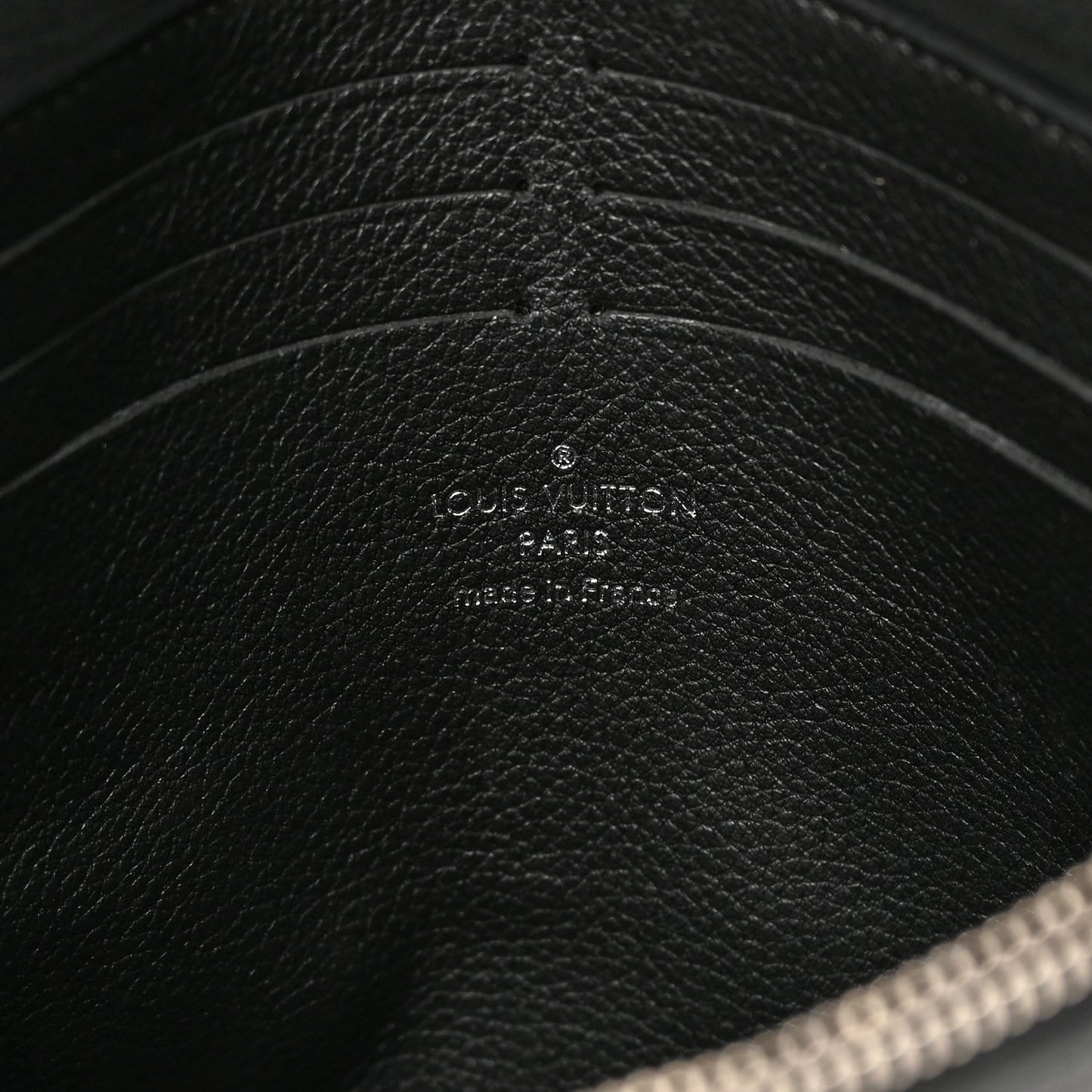 Soft Calfskin My Lockme Pochette Black