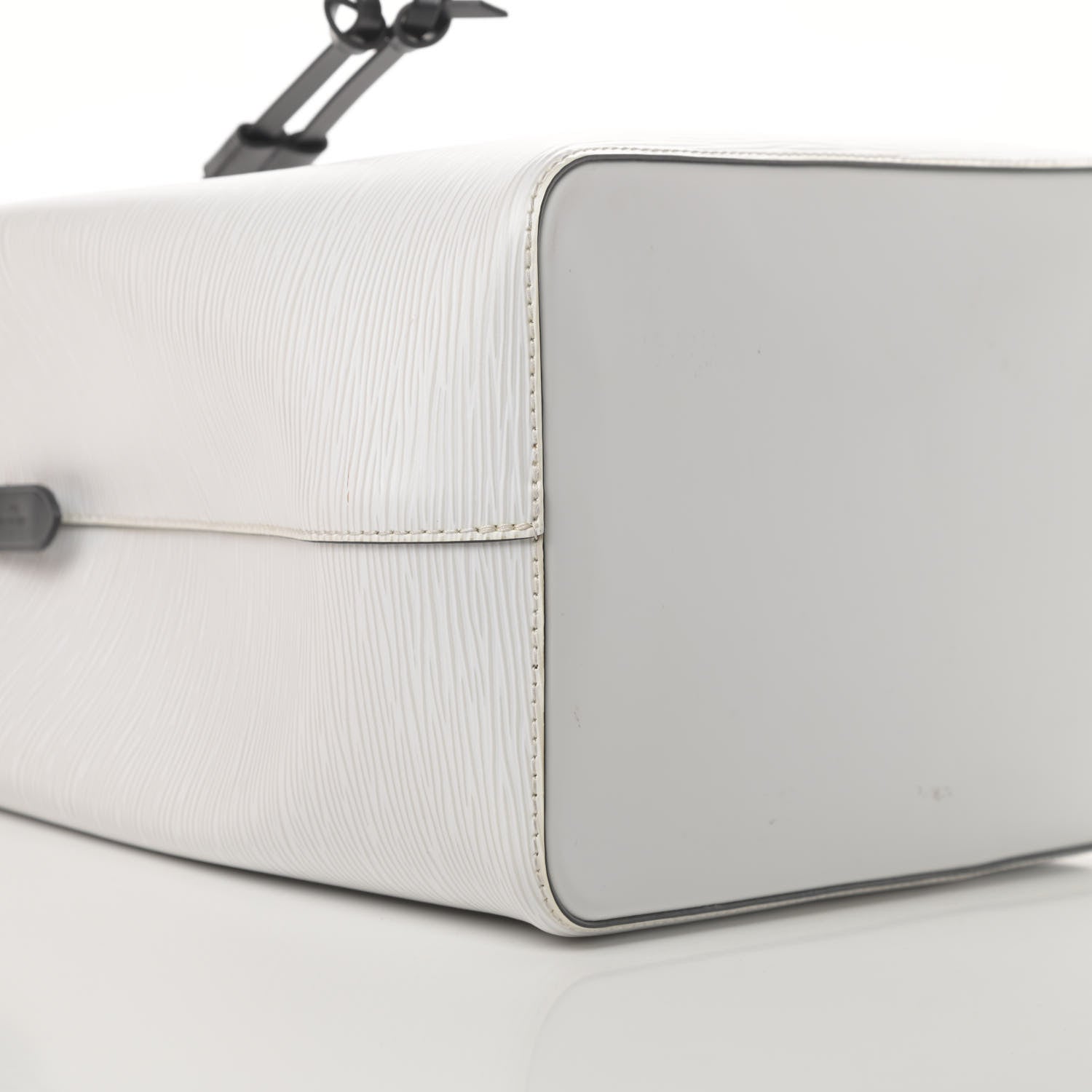 Louis Vuitton Epi Neonoe White 10 of 15