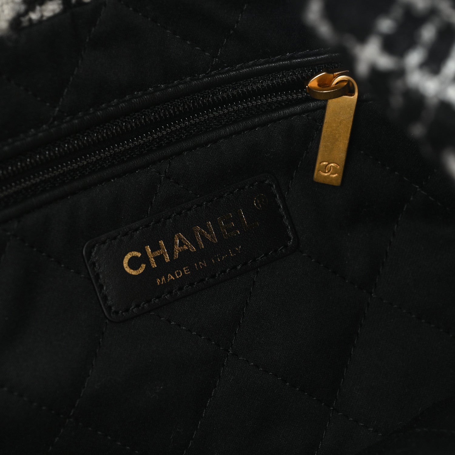 Chanel Cashmere Quilted Camellia Chanel 22 Black White 7 of 12