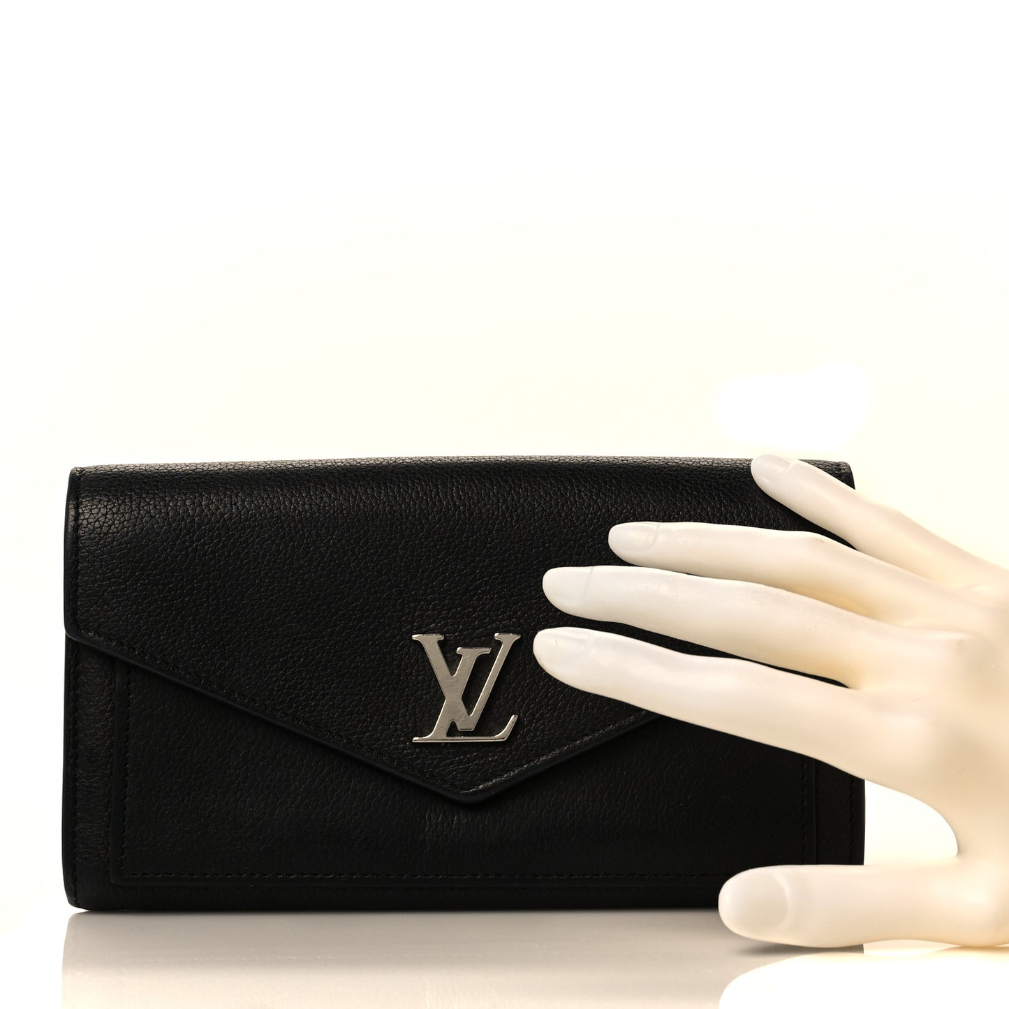 Soft Calfskin My Lockme Wallet Black
