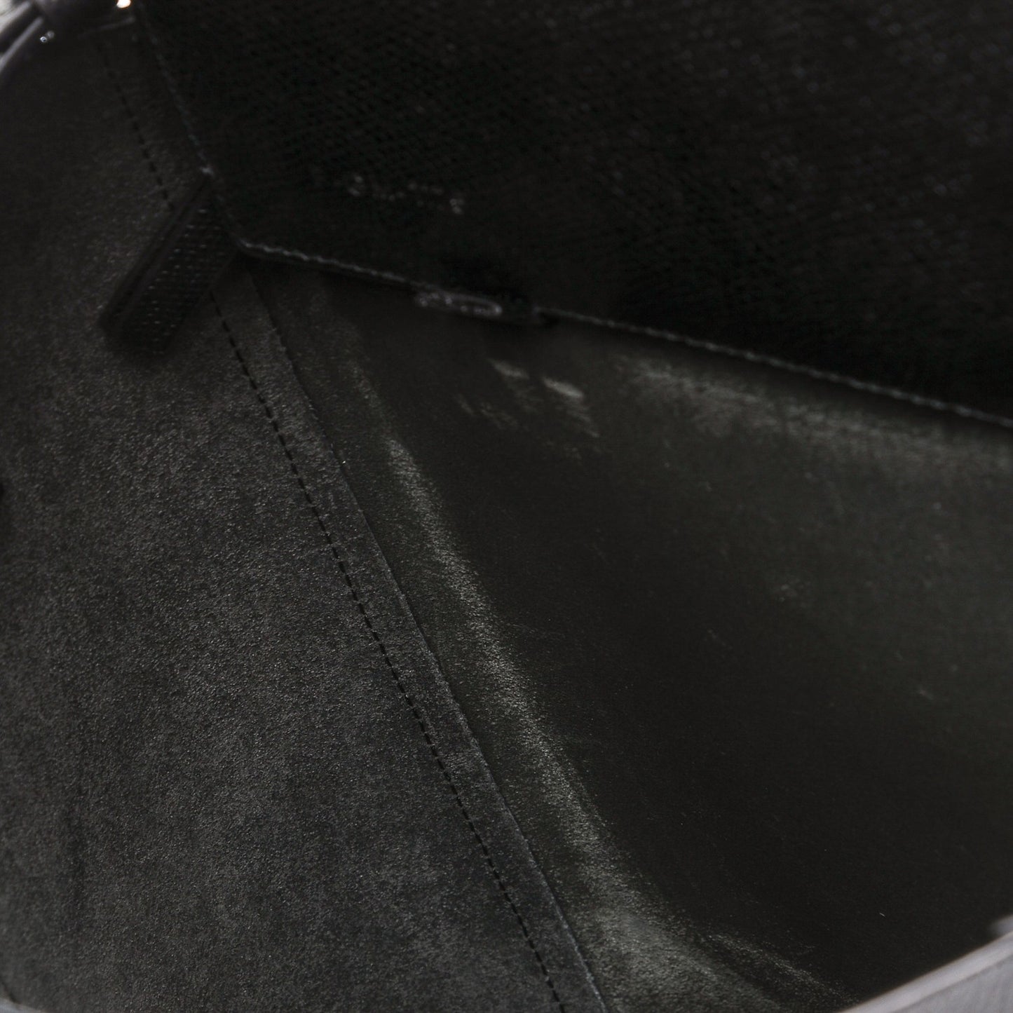Grained Calfskin Small Vertical Cabas Black