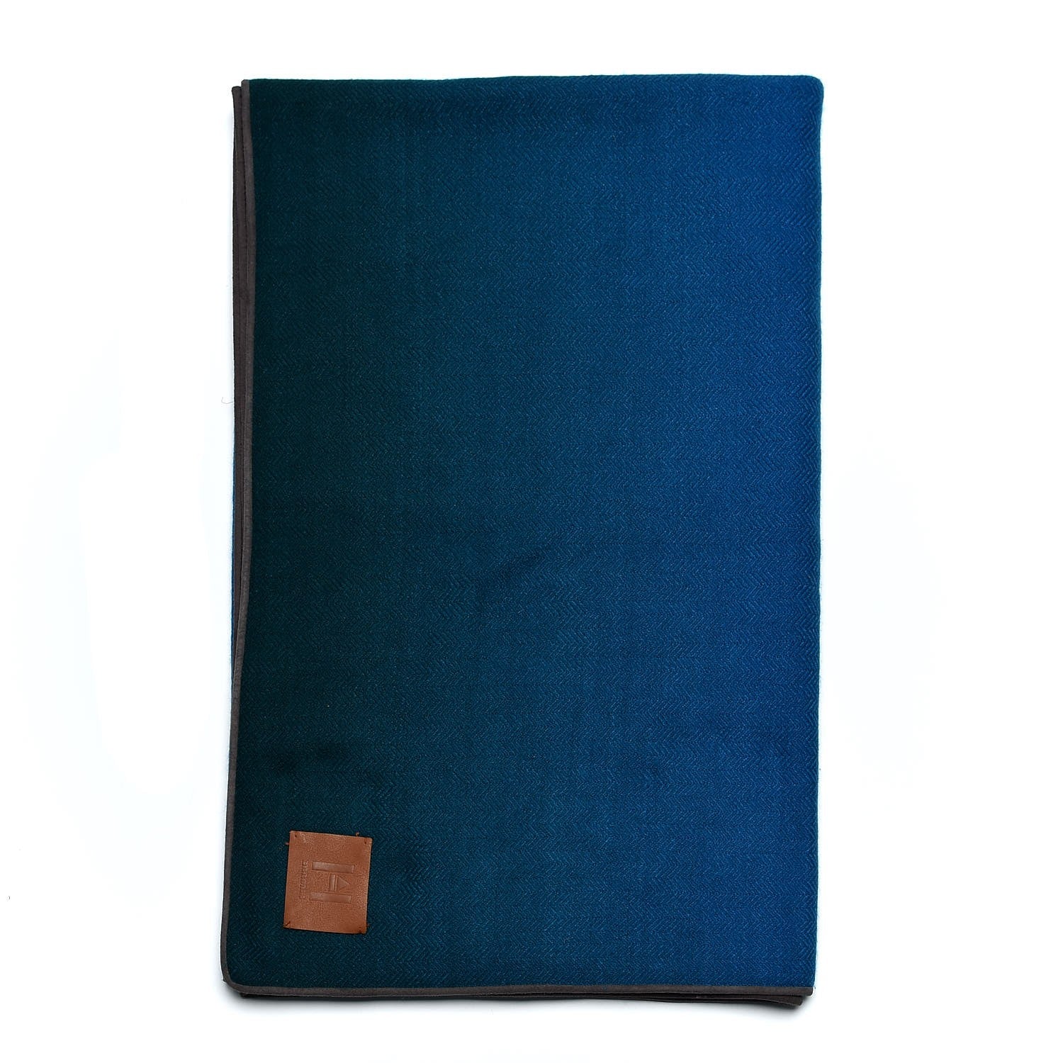 Hermes Cashmere Hand Woven Dip Dye Urga Blanket Bleu Violet 7 of 10