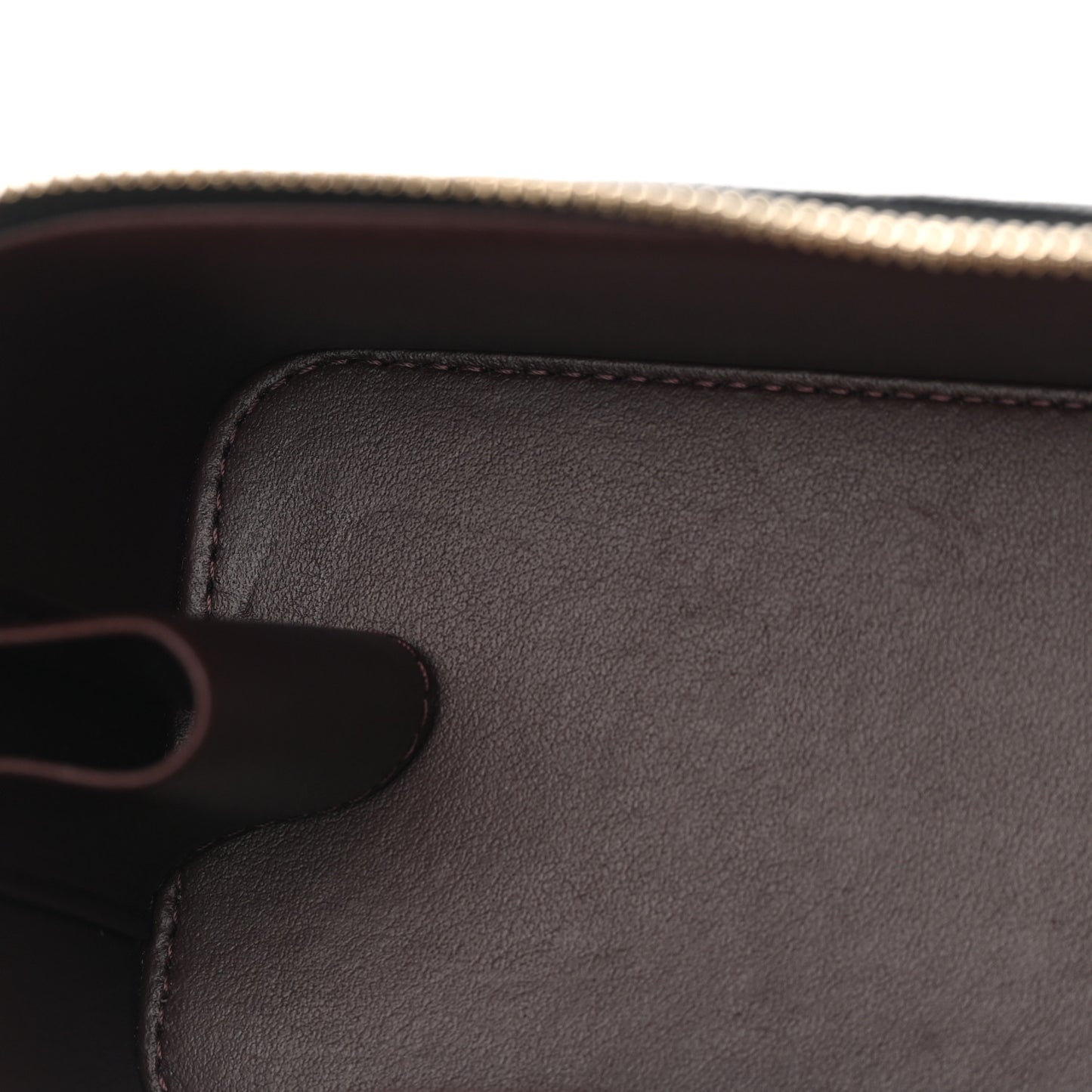 Caviar Quilted Small Vanity Case With Chain Black