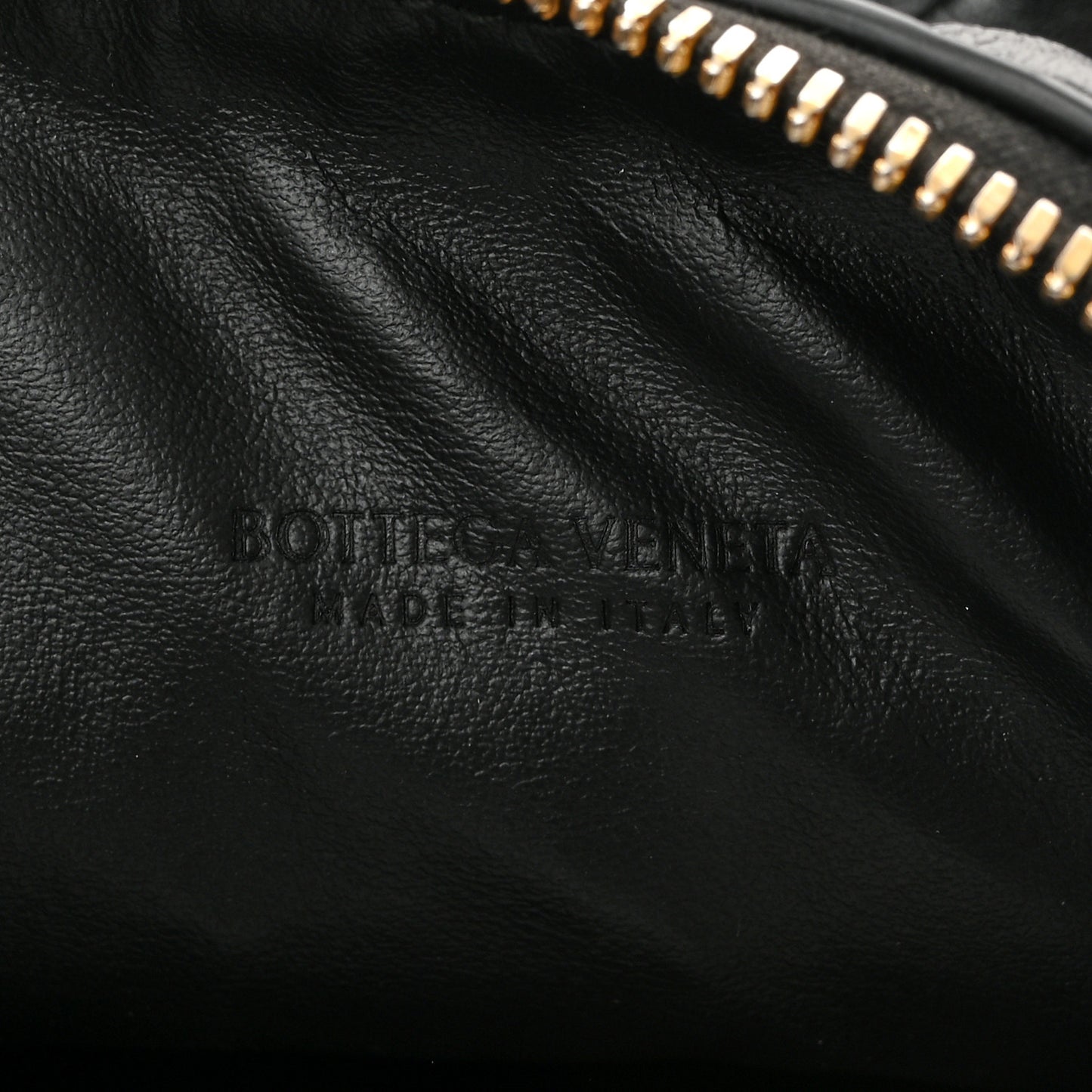 Calfskin Nappa Intrecciato Mini Wallace Black