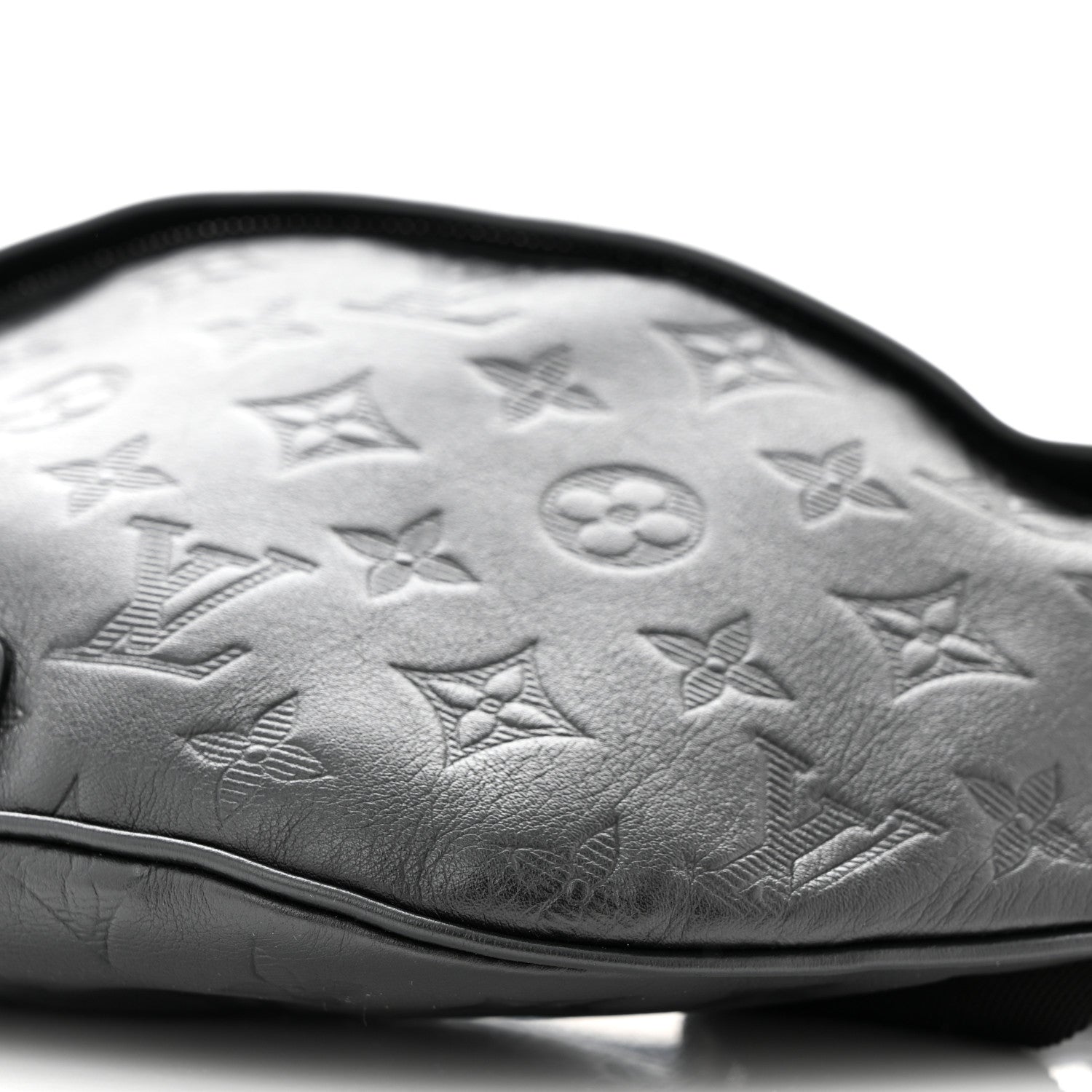 Louis Vuitton Calfskin Monogram Shadow Discovery Bumbag Black 9 of 9