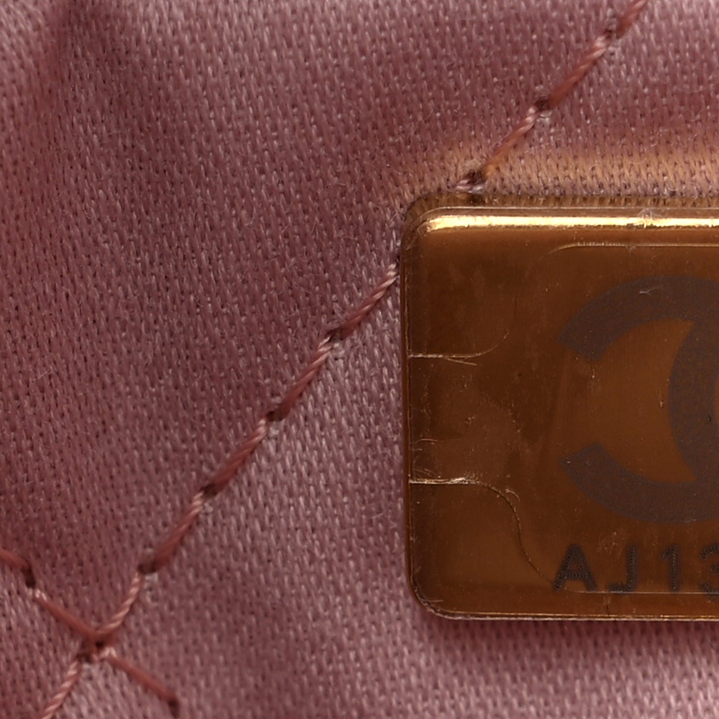 Shiny Calfskin Quilted Mini Chanel 22 Rose Clair