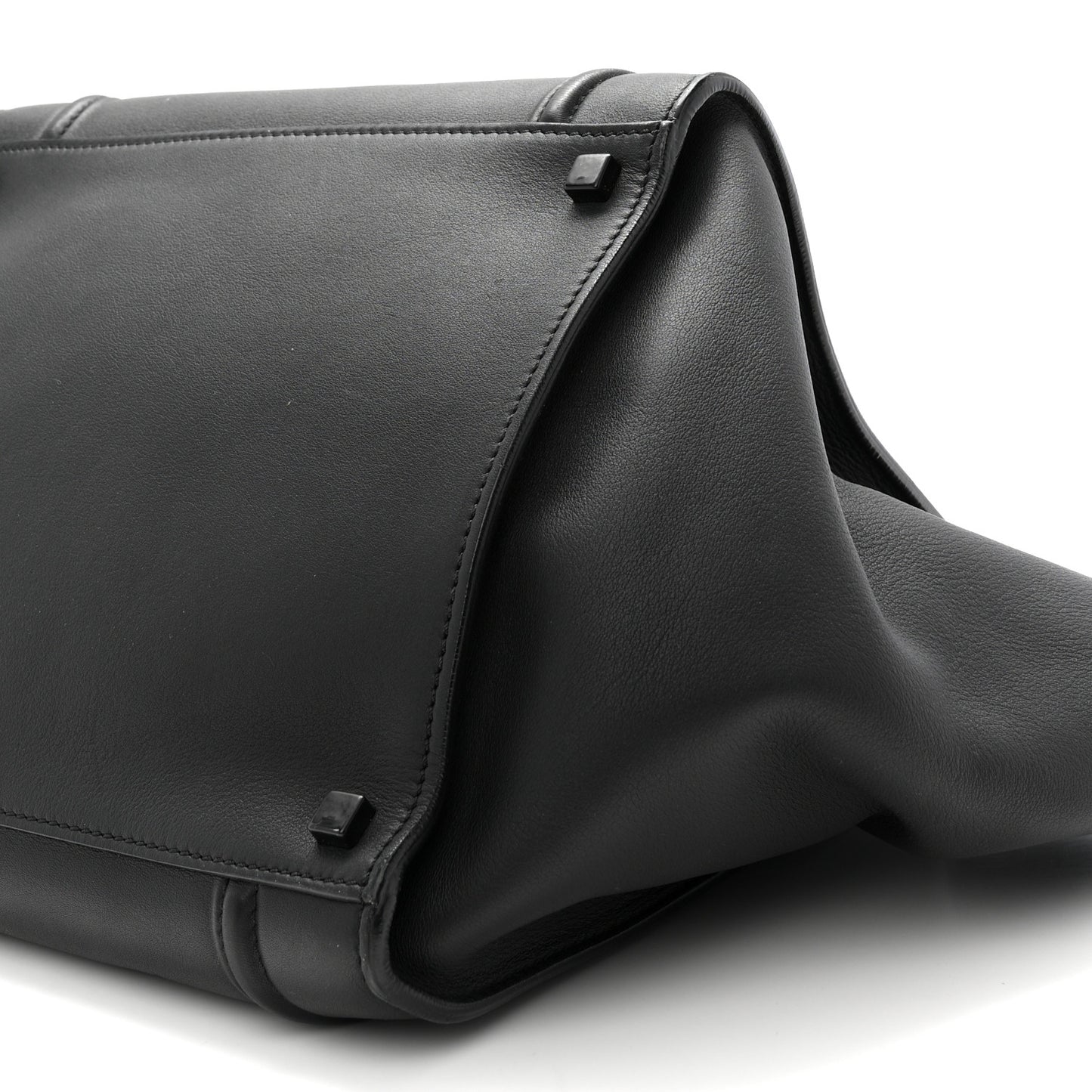Grained Calfskin Medium Phantom Luggage Black