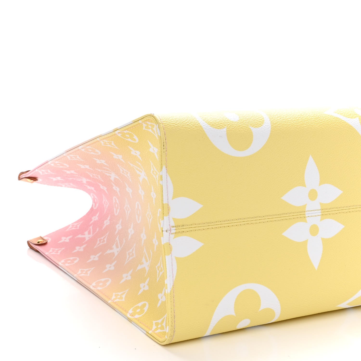 Louis Vuitton Monogram Giant By The Pool Onthego GM Light Pink 8 of 12