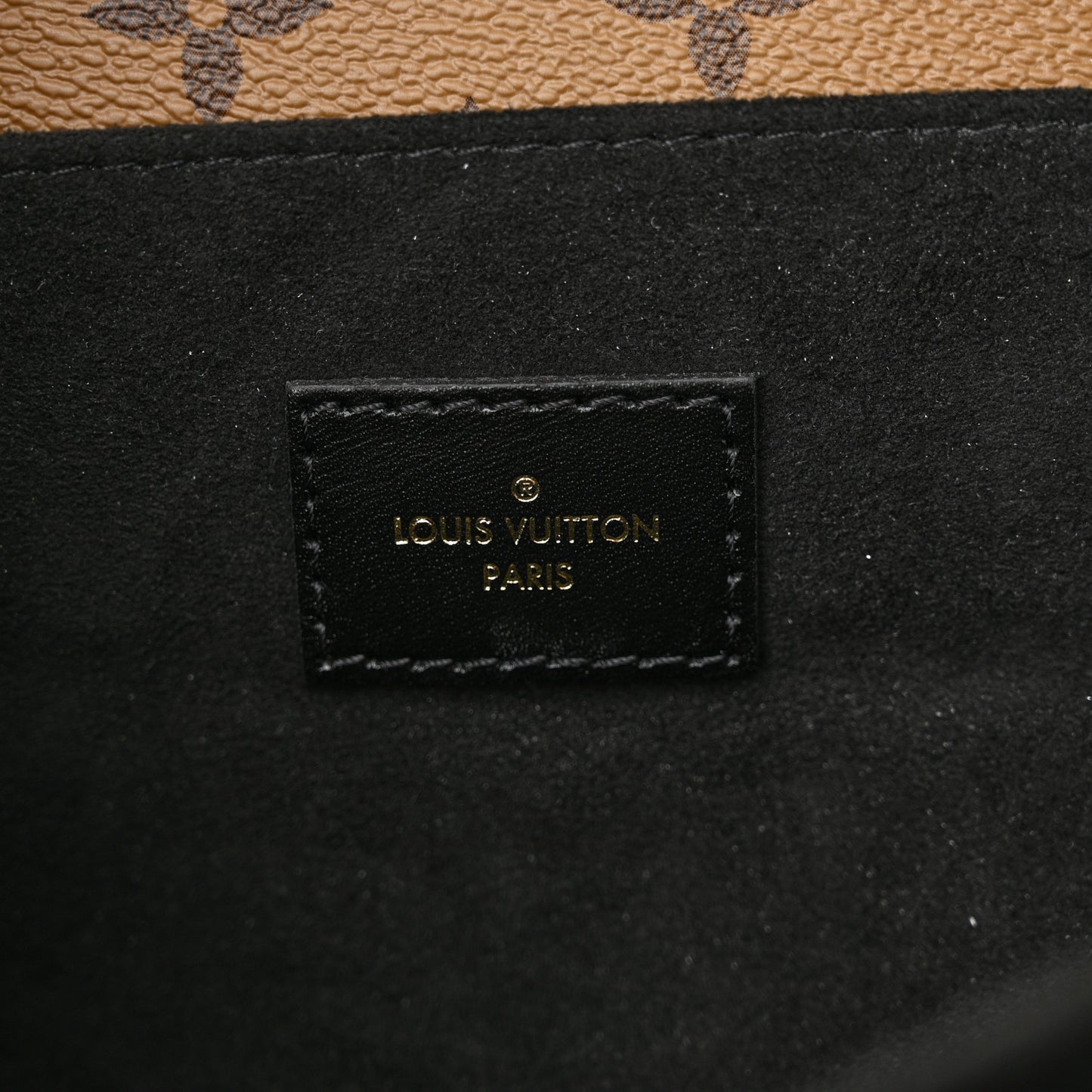 Reverse Monogram Pochette Metis