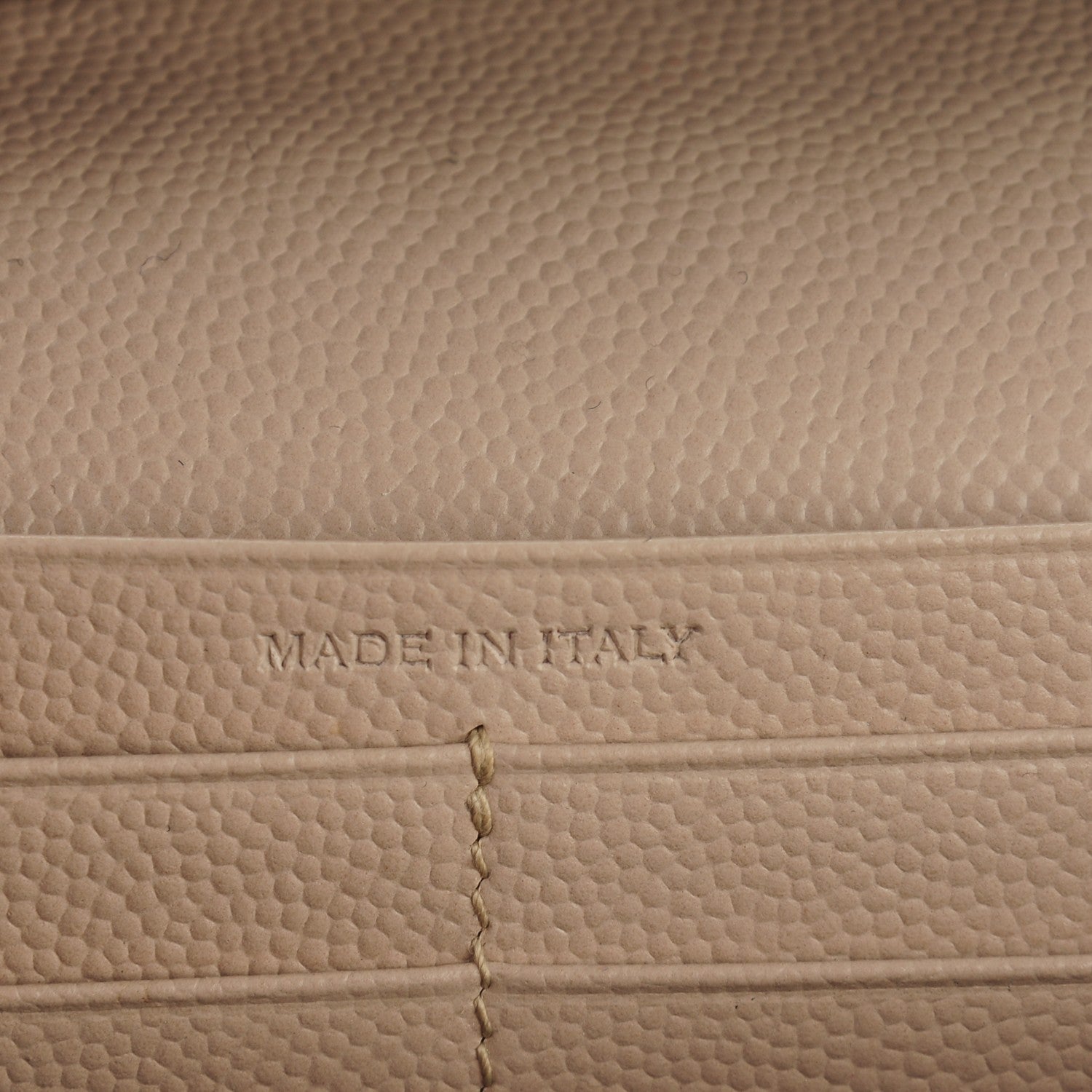 Saint Laurent Grain De Poudre Matelasse Chevron Monogram Chain Wallet Nude Powder 7 of 8
