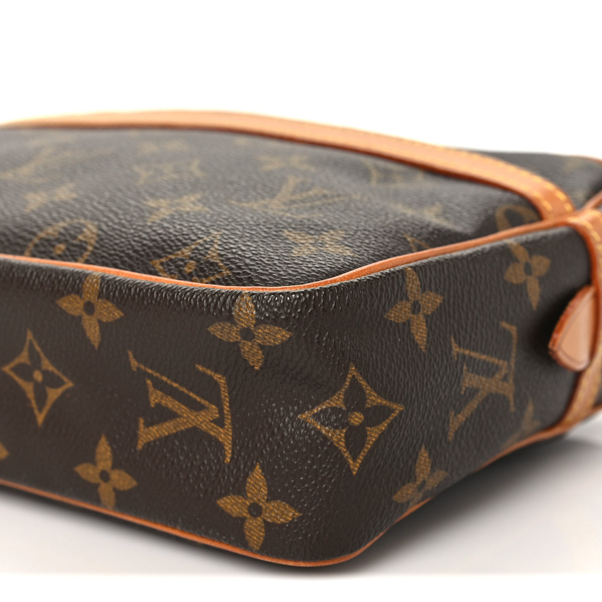 Louis Vuitton Monogram Compiegne 23 Toiletries 9 of 10