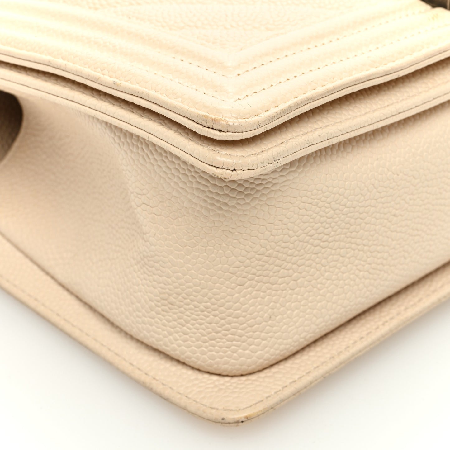 Caviar Chevron Quilted Medium Boy Flap Light Beige