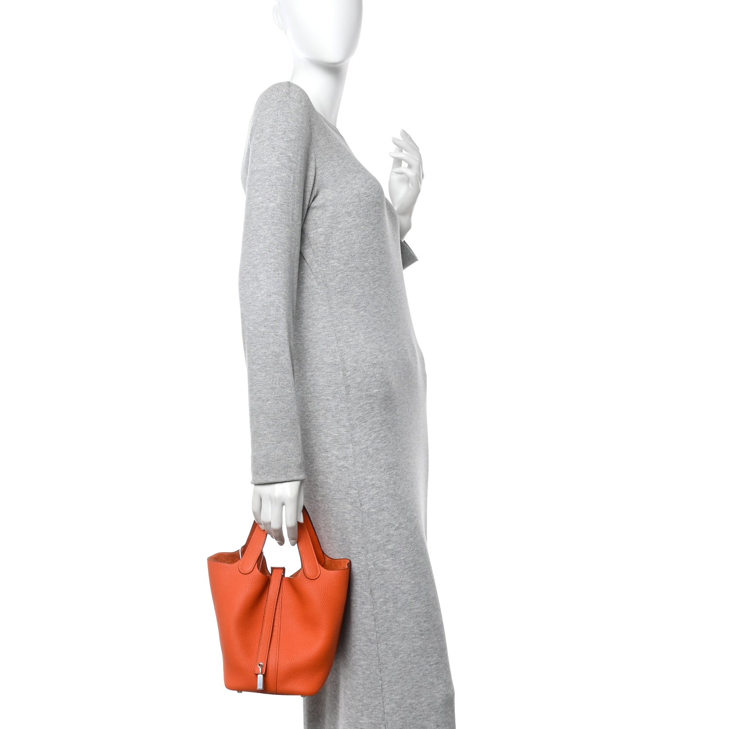 Hermes Taurillon Clemence Picotin Lock 18 PM Tangerine 1841098