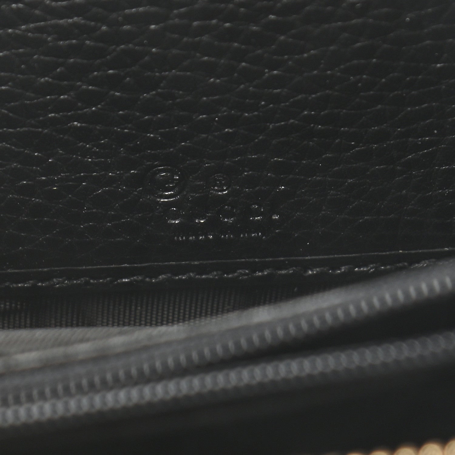 Gucci Pebbled Calfskin Small Soho Zip Around Wallet Black 6 of 7