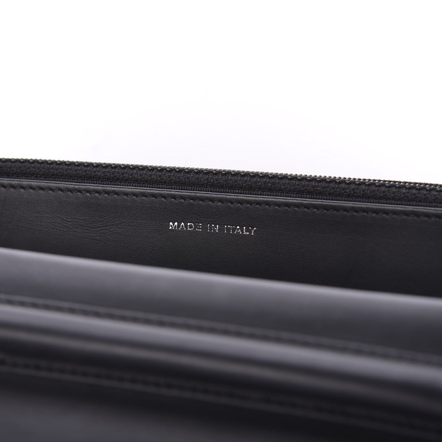 Patent Quilted Wallet On Chain WOC Black