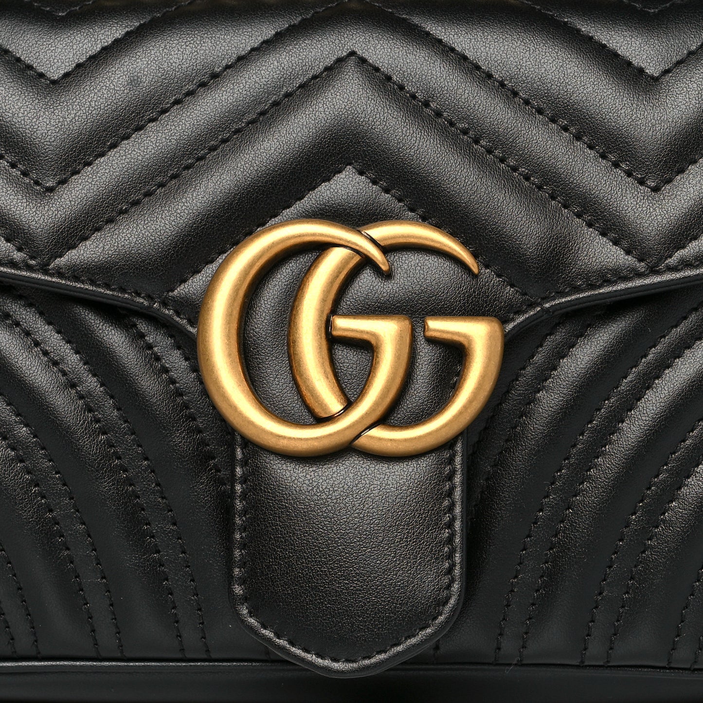 Calfskin Matelasse Small GG Marmont Shoulder Bag Black