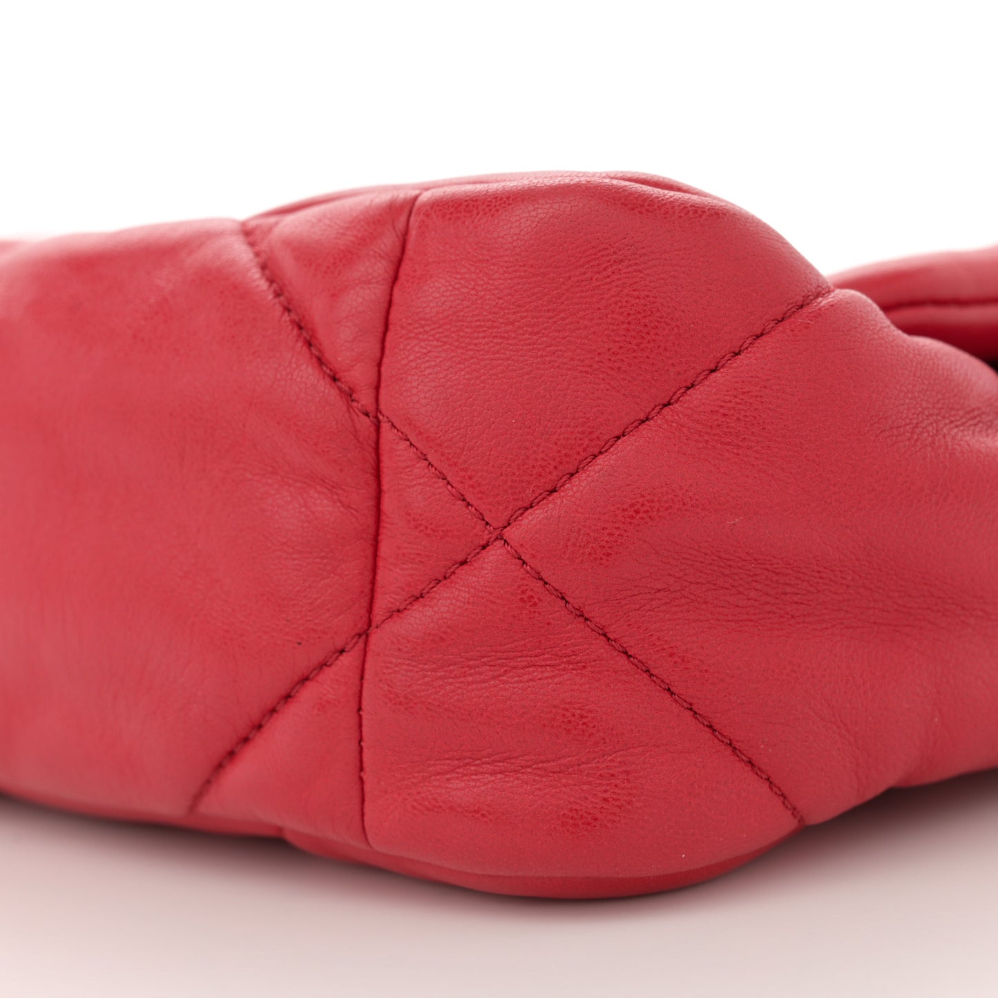 Goatskin Quilted Medium Chanel 19 Flap Red