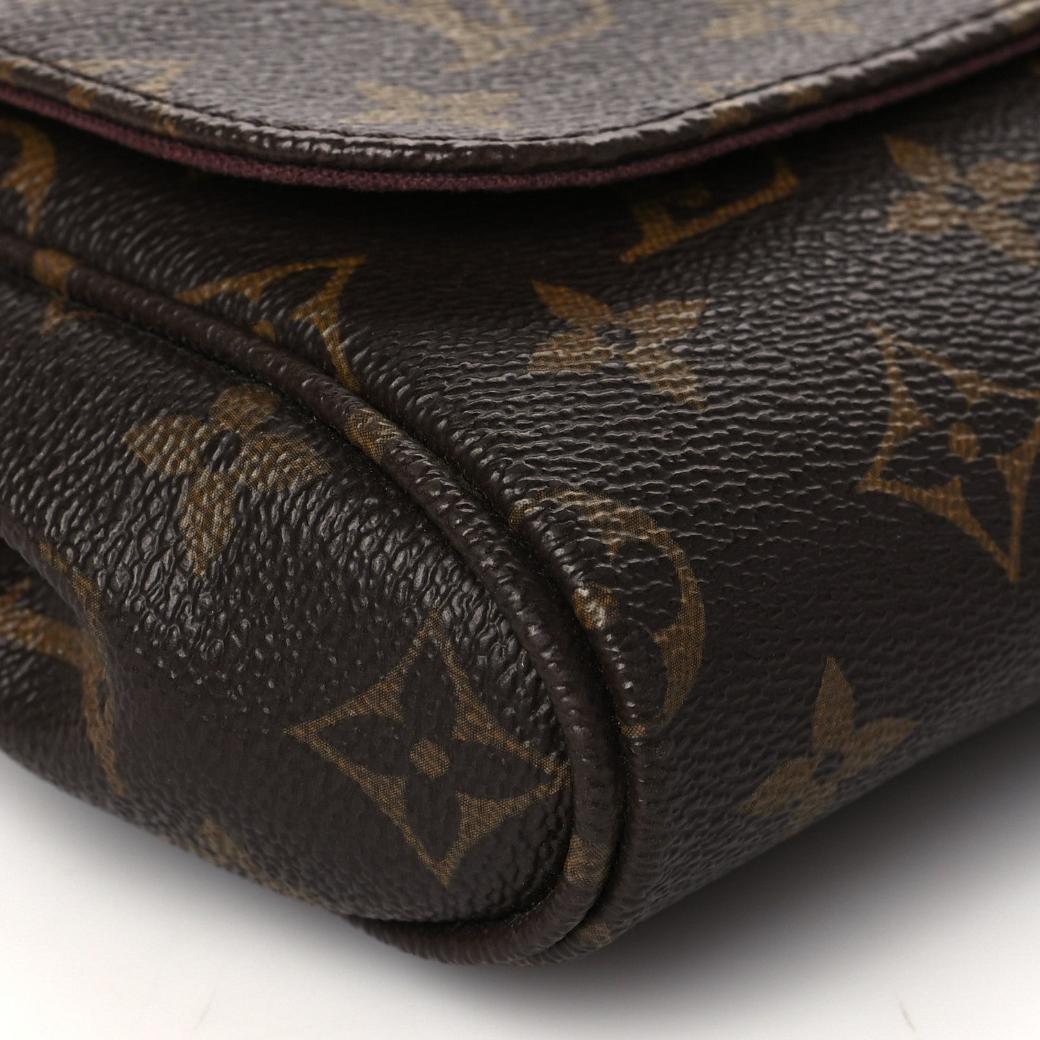 Louis Vuitton Monogram Favorite MM 9 of 11