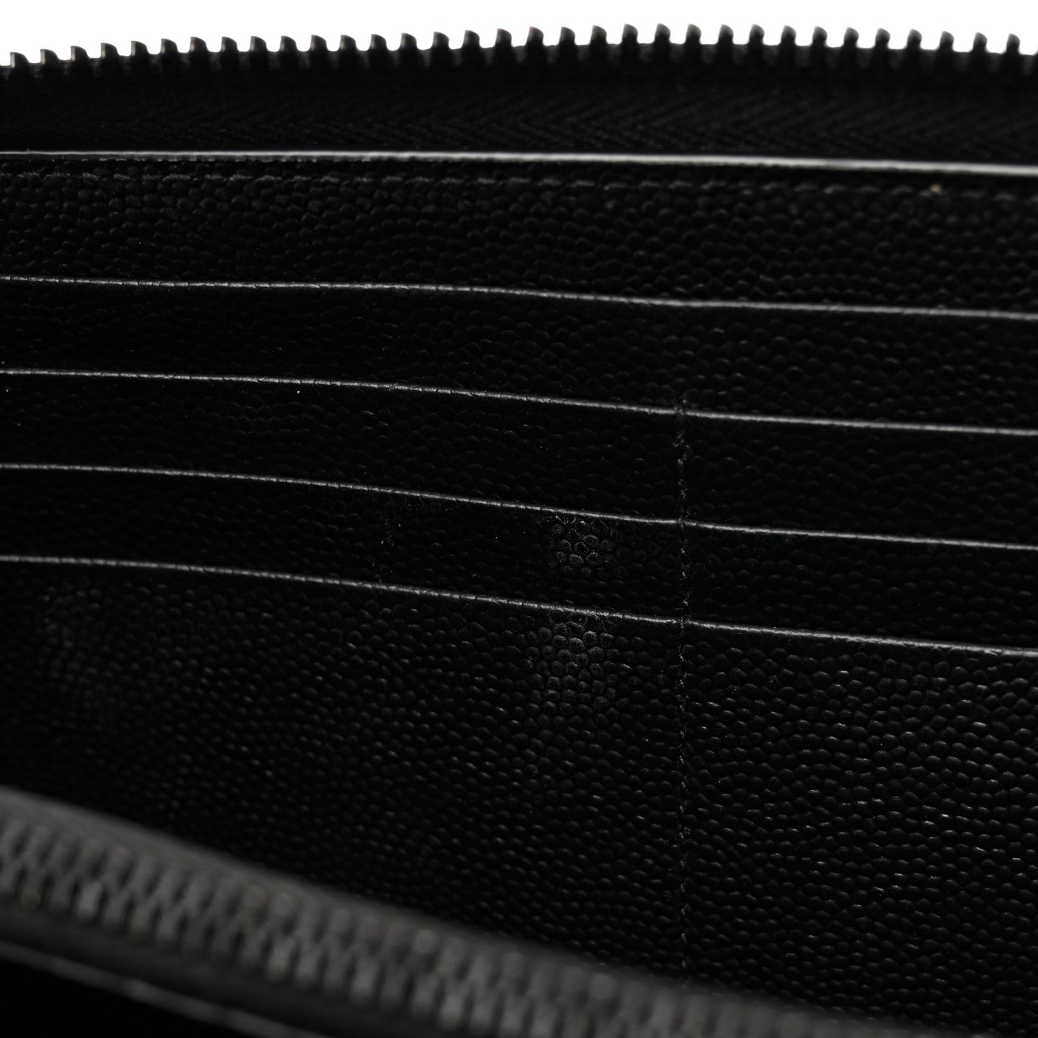 Saint Laurent Grain De Poudre Matelasse Chevron Monogram Monochrome Zip Around Wallet Black 7 of 10