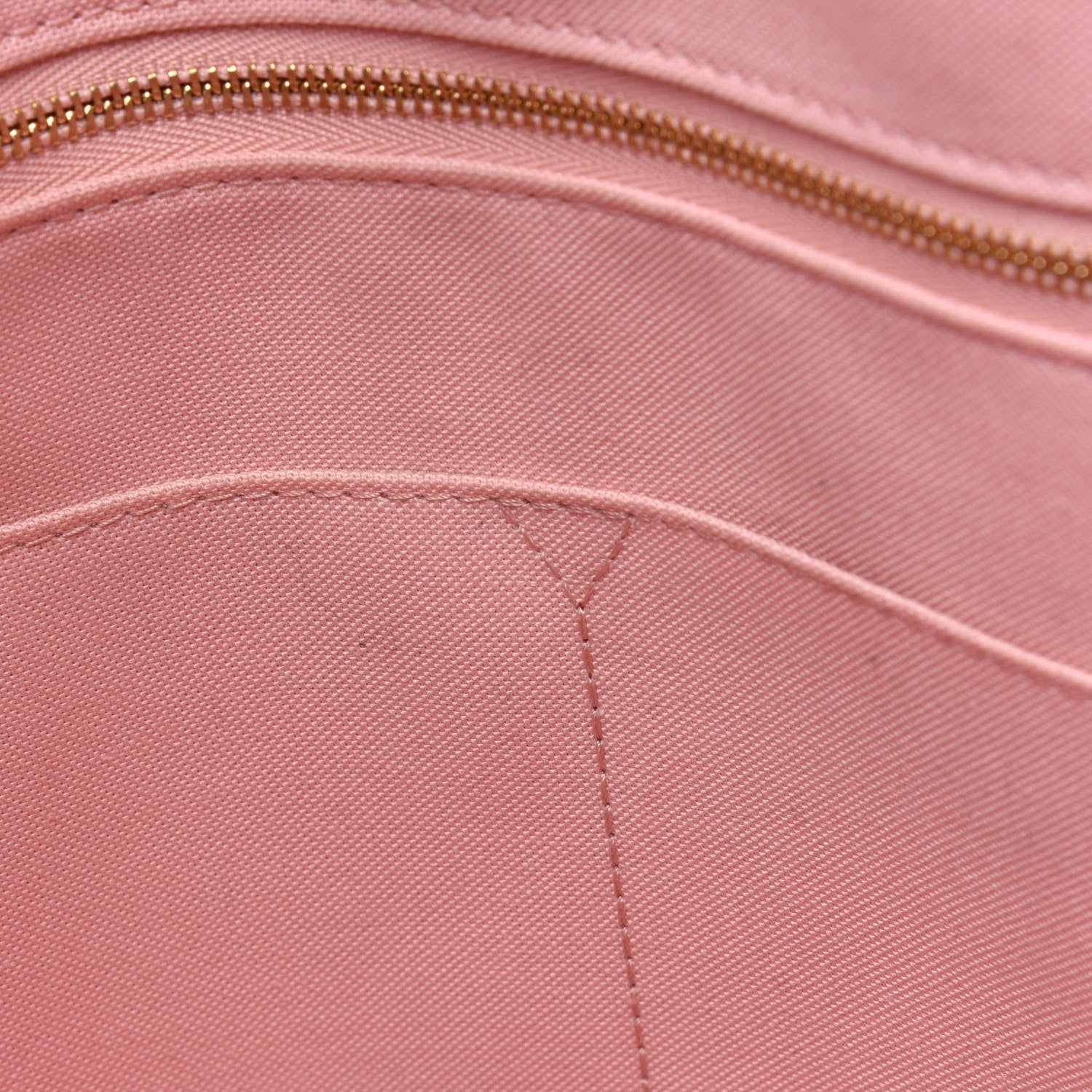 Louis Vuitton Monogram Giant Onthego GM Rouge Rose 6 of 7